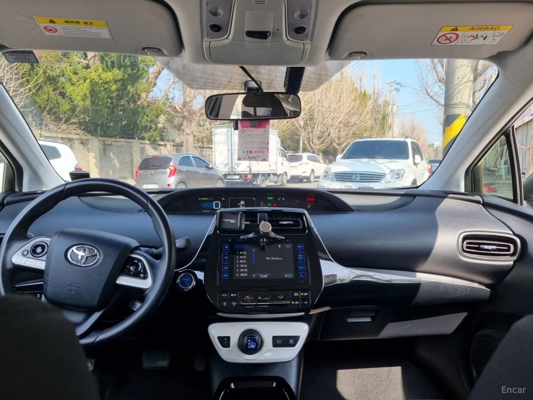 Toyota Prius 4th Generation превью 13