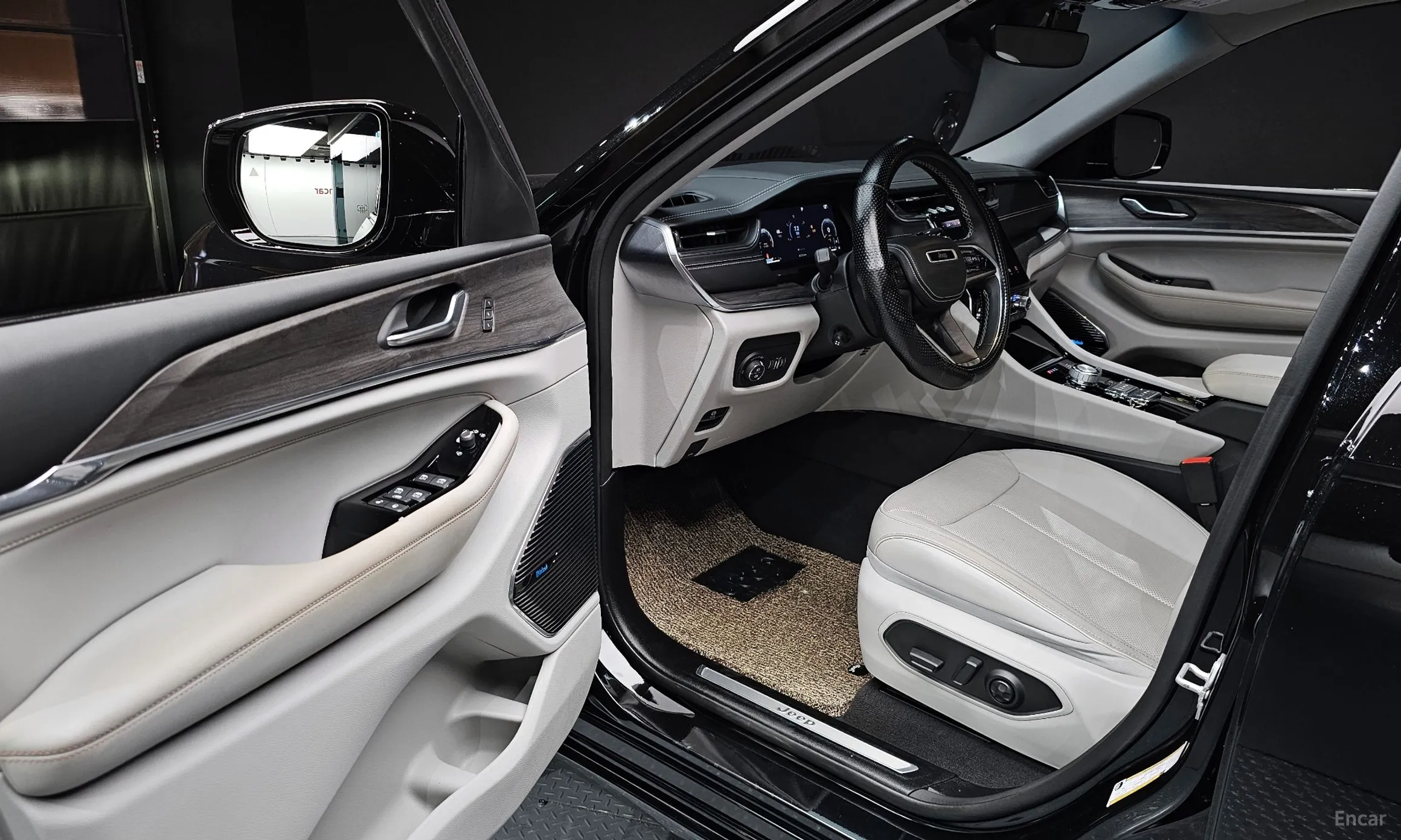 Jeep Grand Cherokee (WL) превью 11