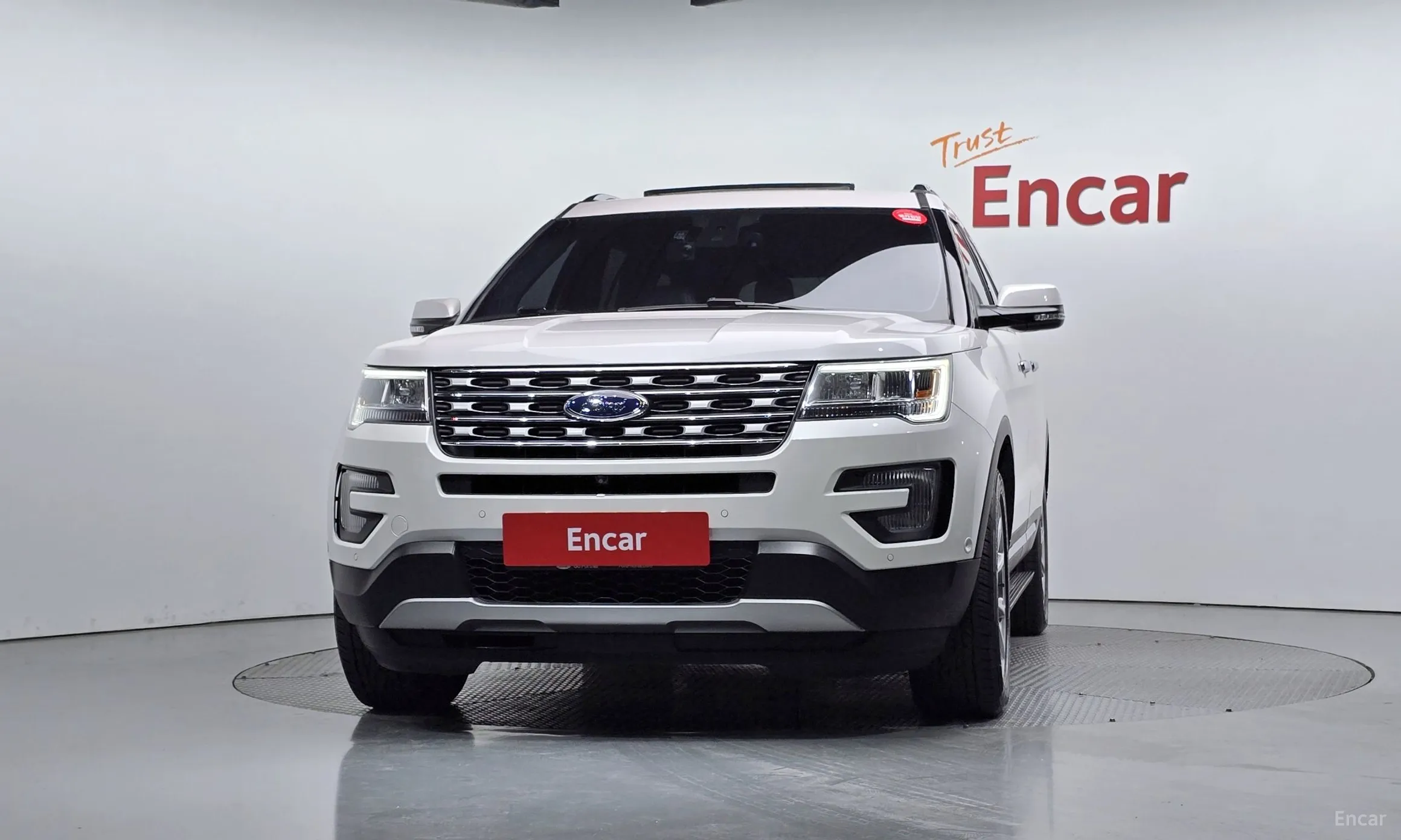 Ford Explorer превью 3