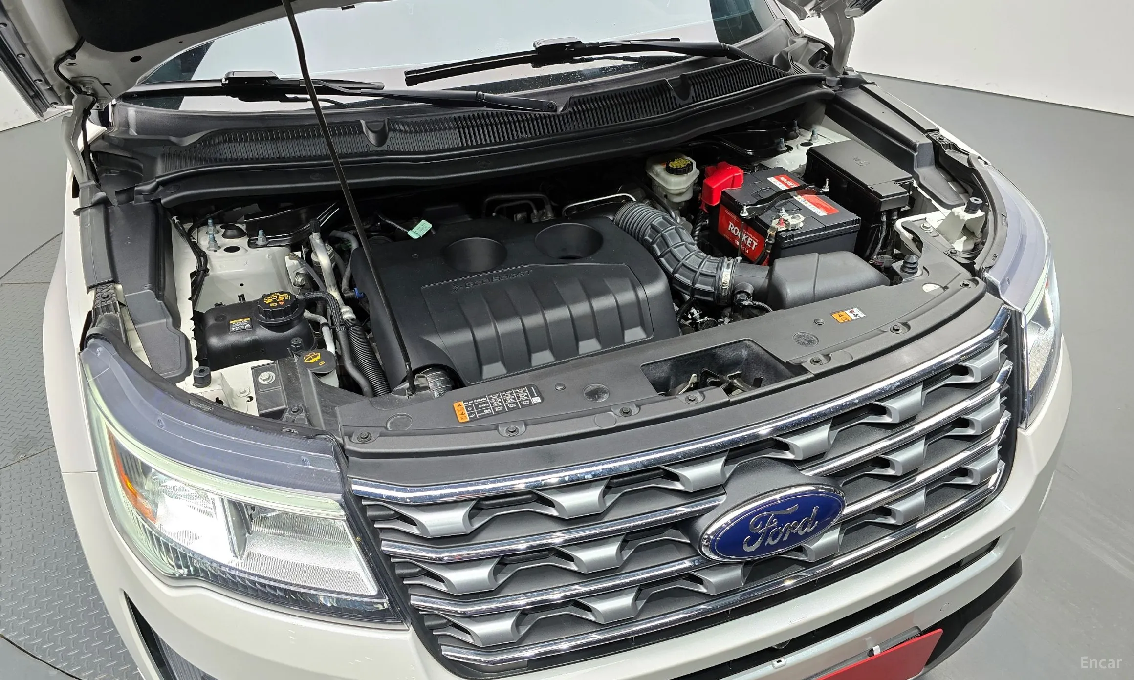 Ford Explorer превью 6
