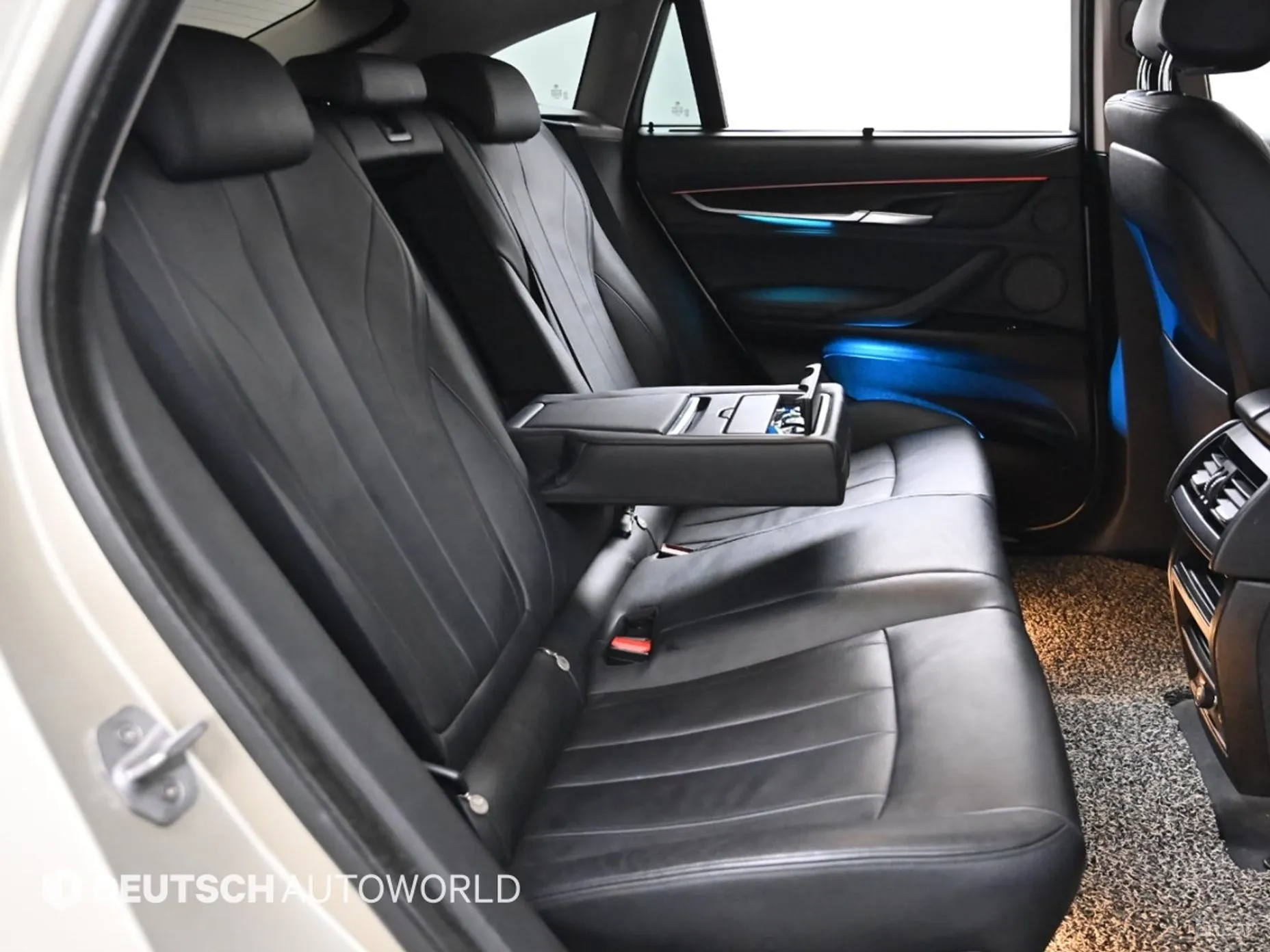 BMW X6 (F16) превью 18