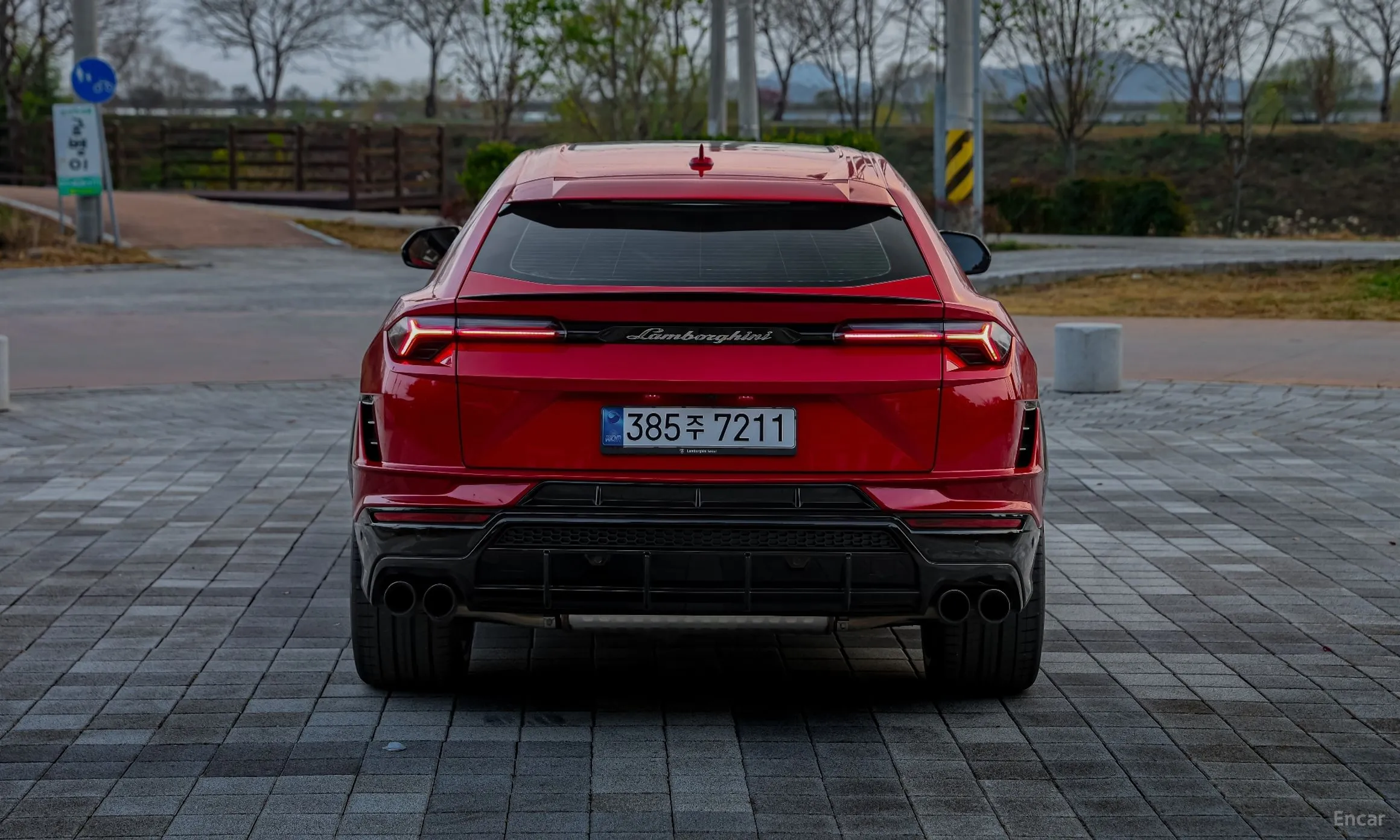 Lamborghini Urus превью 3
