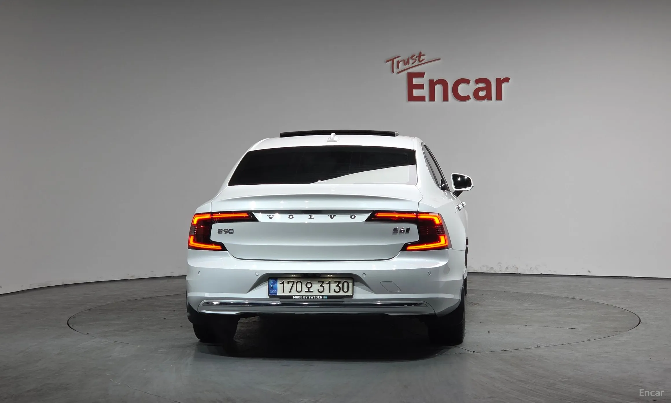 Volvo S90 превью 4