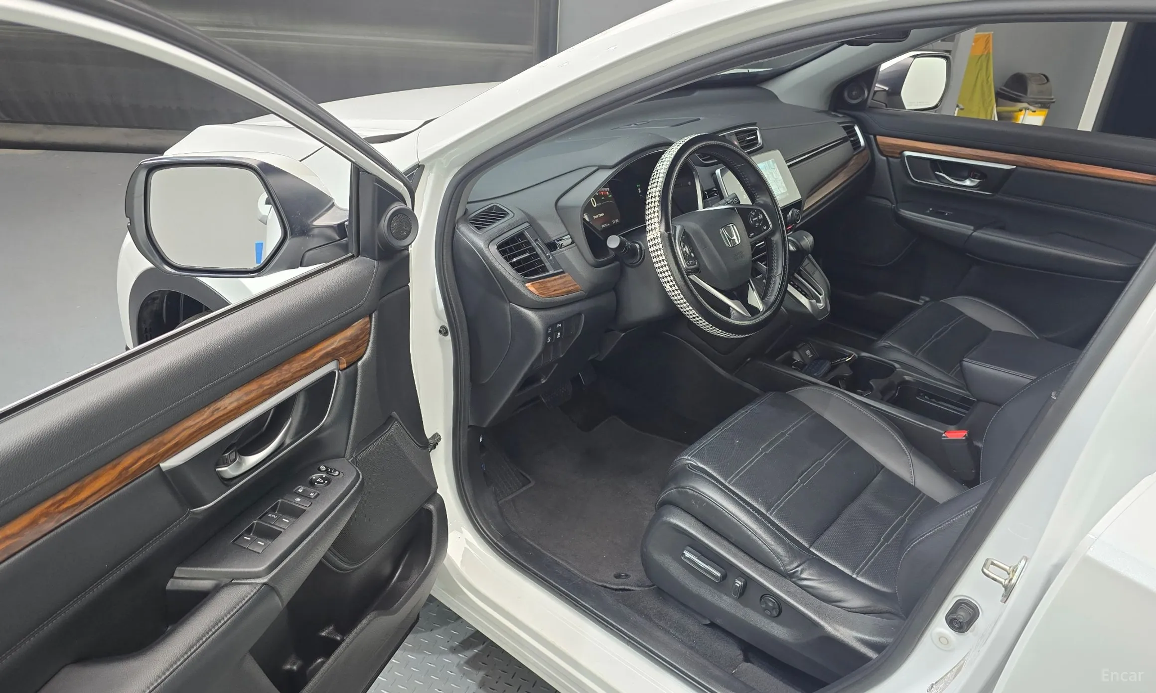 Honda CR-V 5th generation превью 10