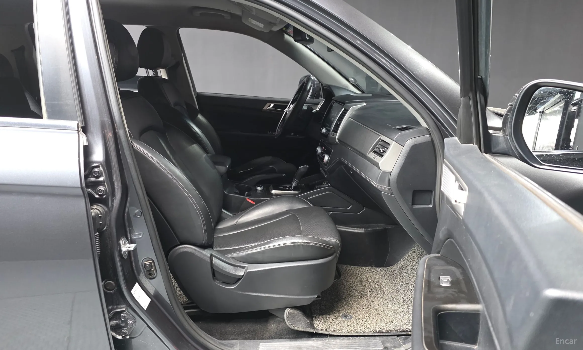 KG Mobility (SsangYong) Rexton Sports превью 11