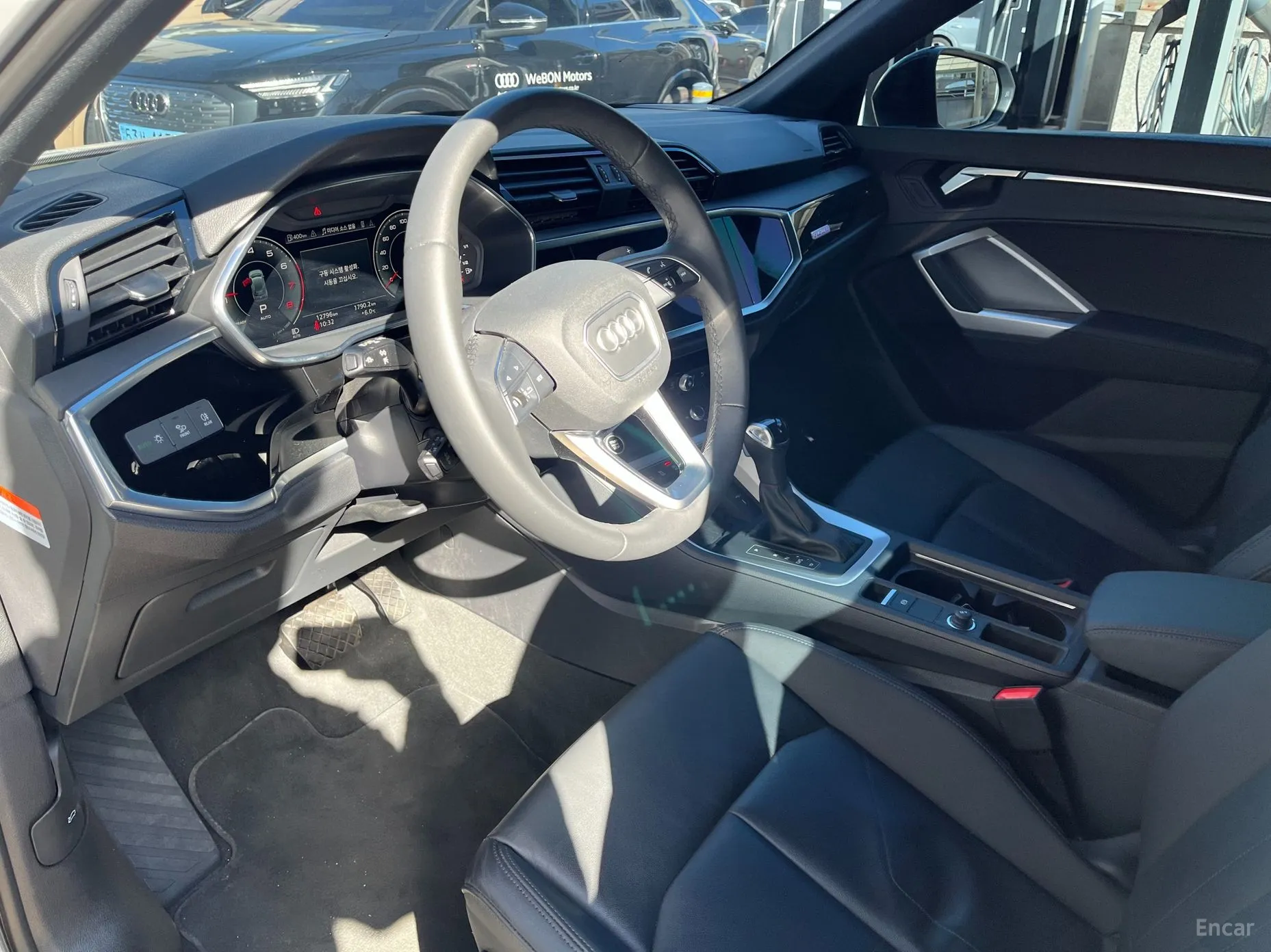 Audi Q3 (F3) превью 13