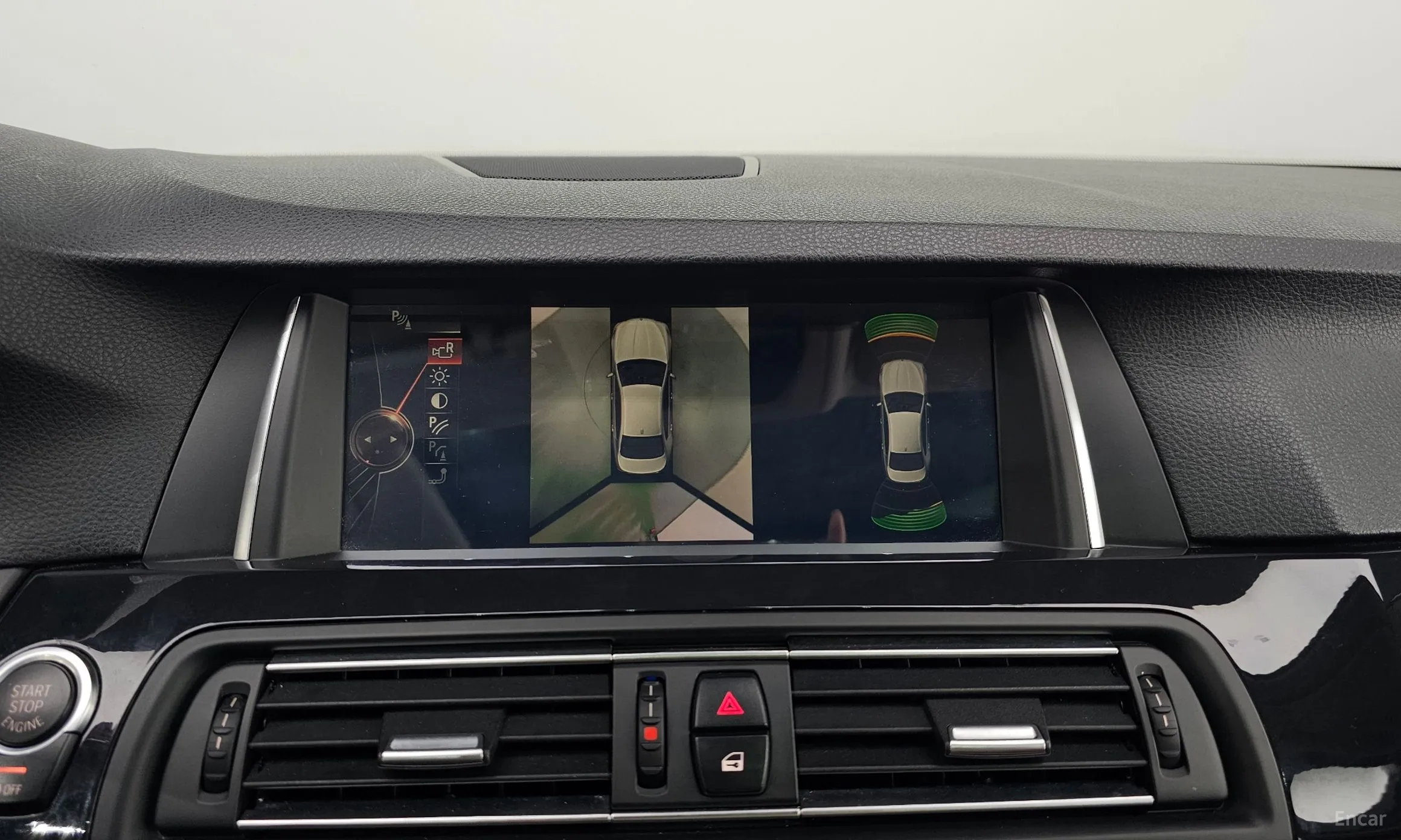 BMW 5 Series (F10) превью 15