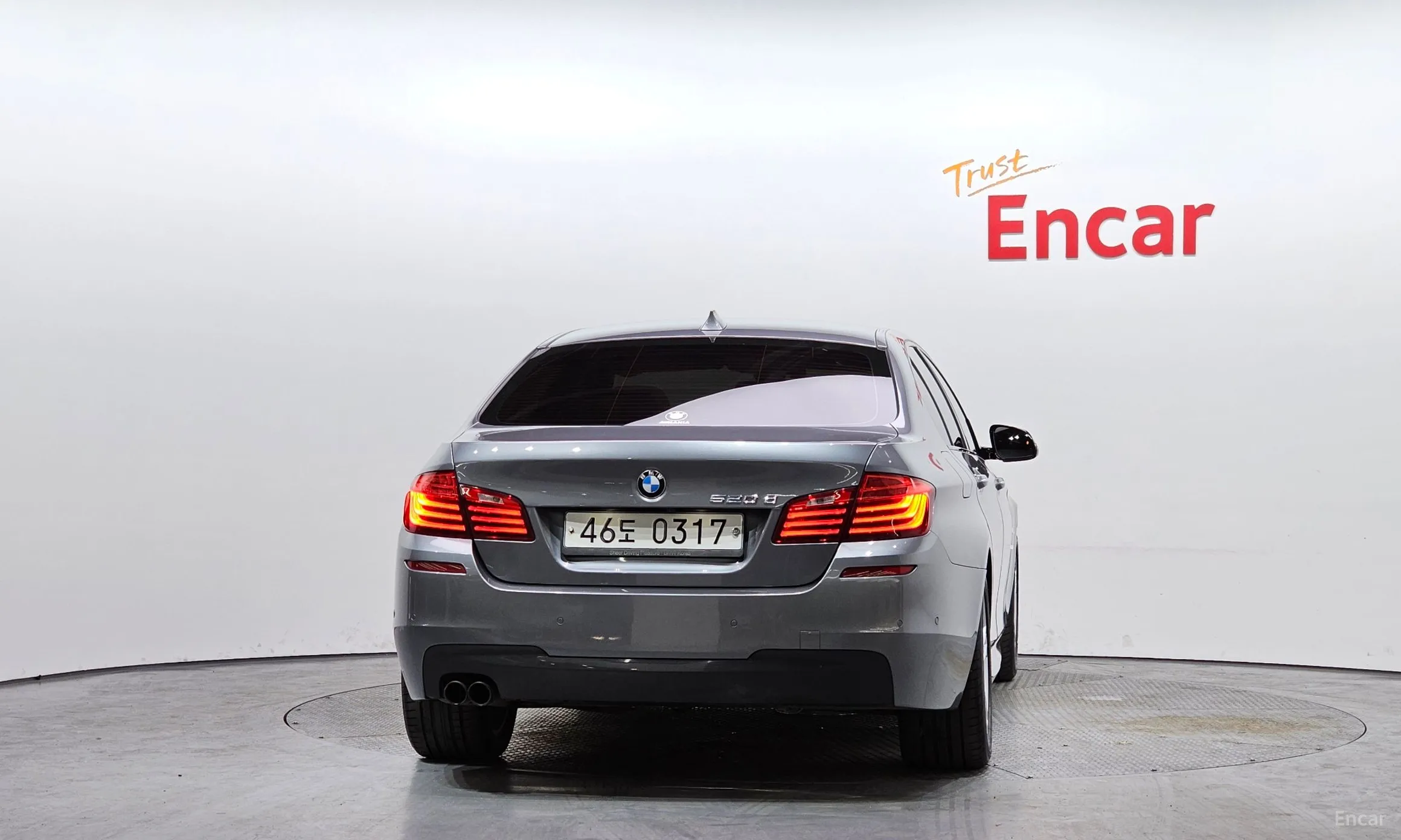 BMW 5 Series (F10) превью 4