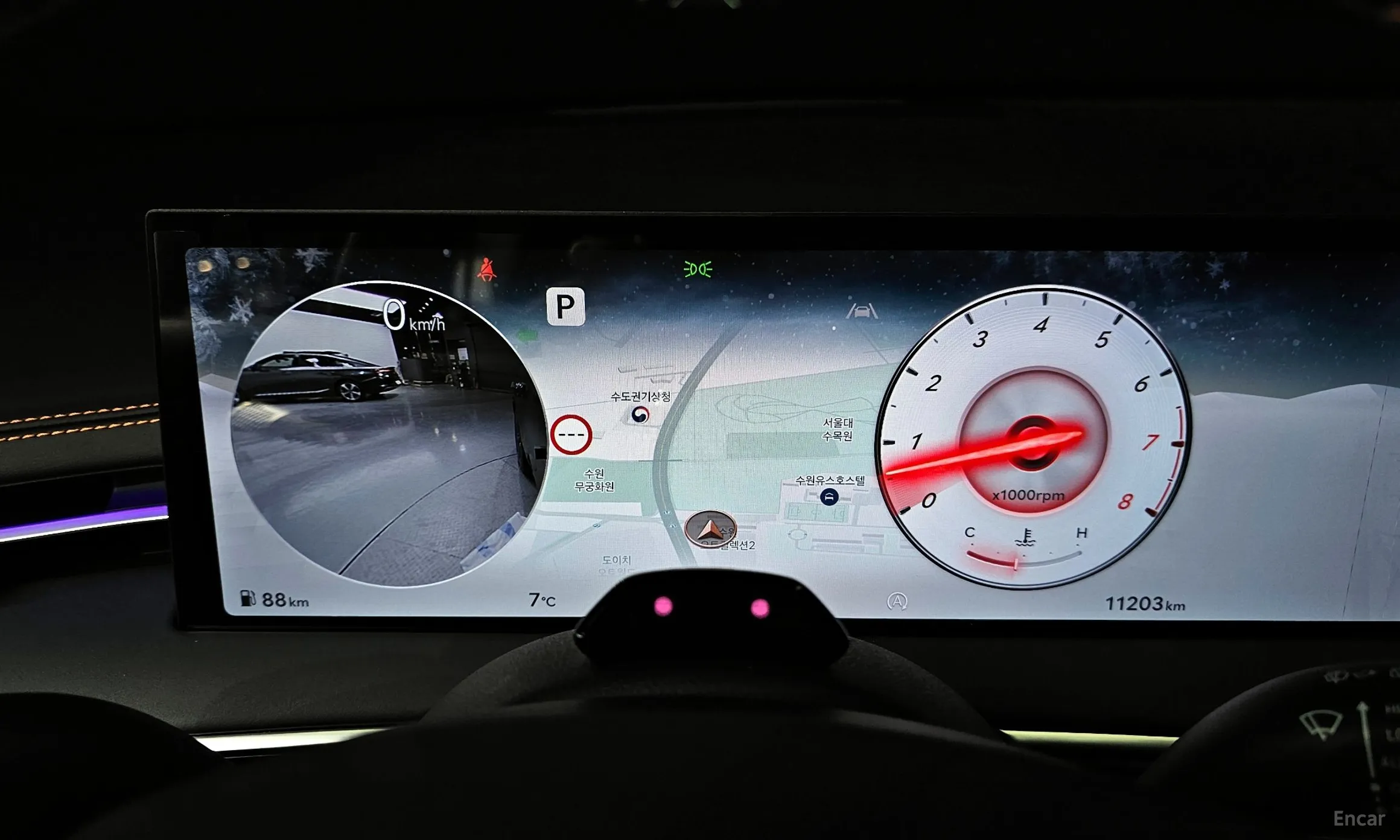 Genesis GV70 превью 8