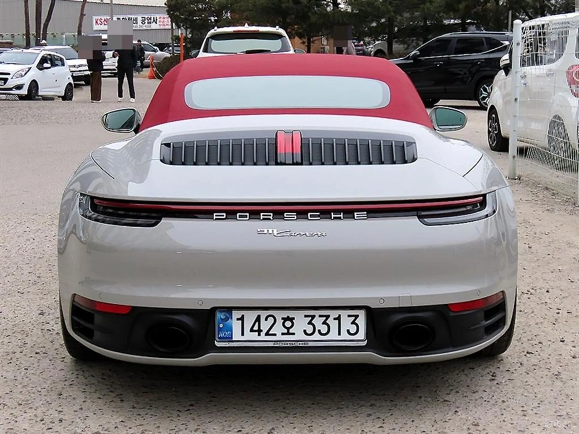 Porsche 911 (992) превью 4