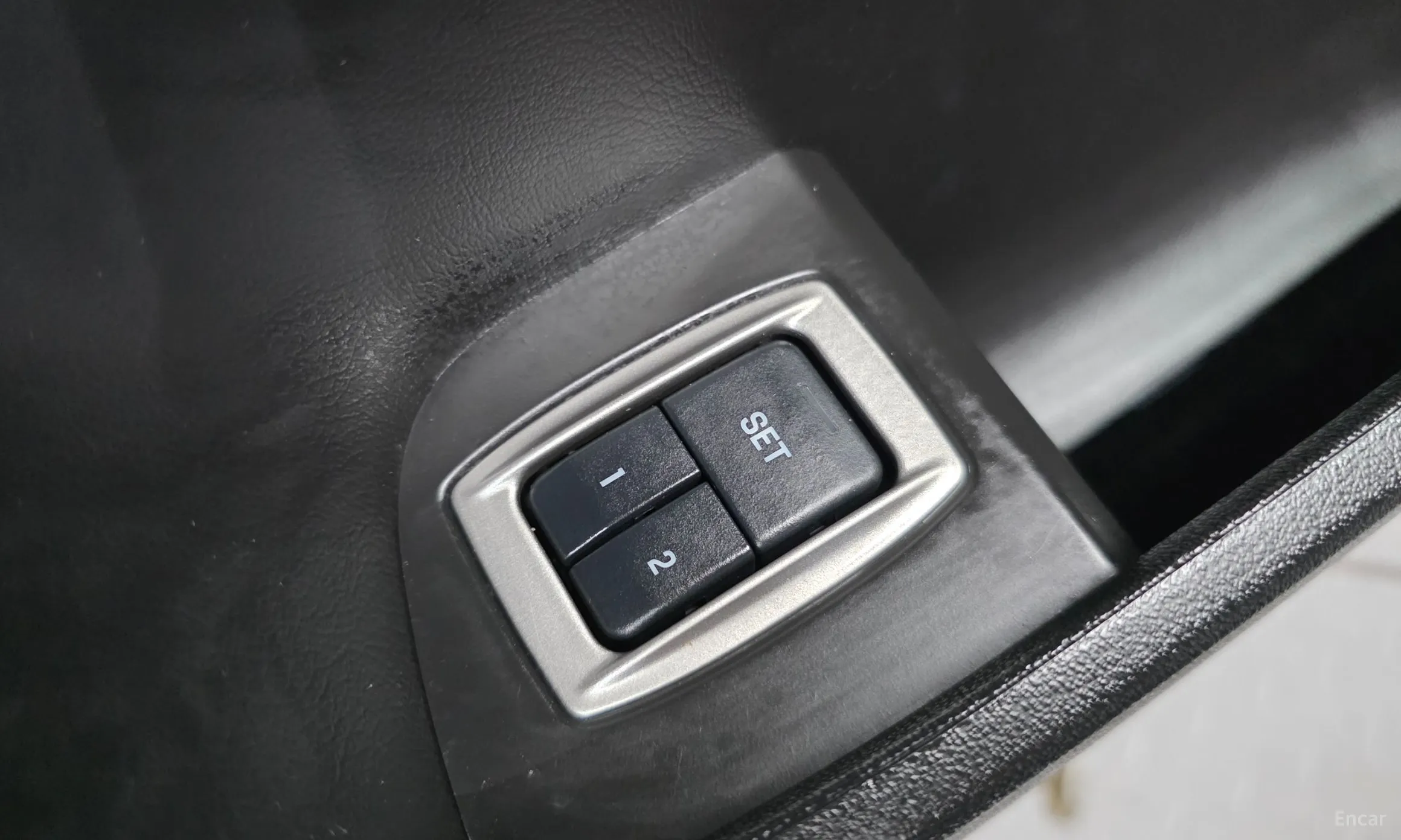 Jaguar New XF превью 13