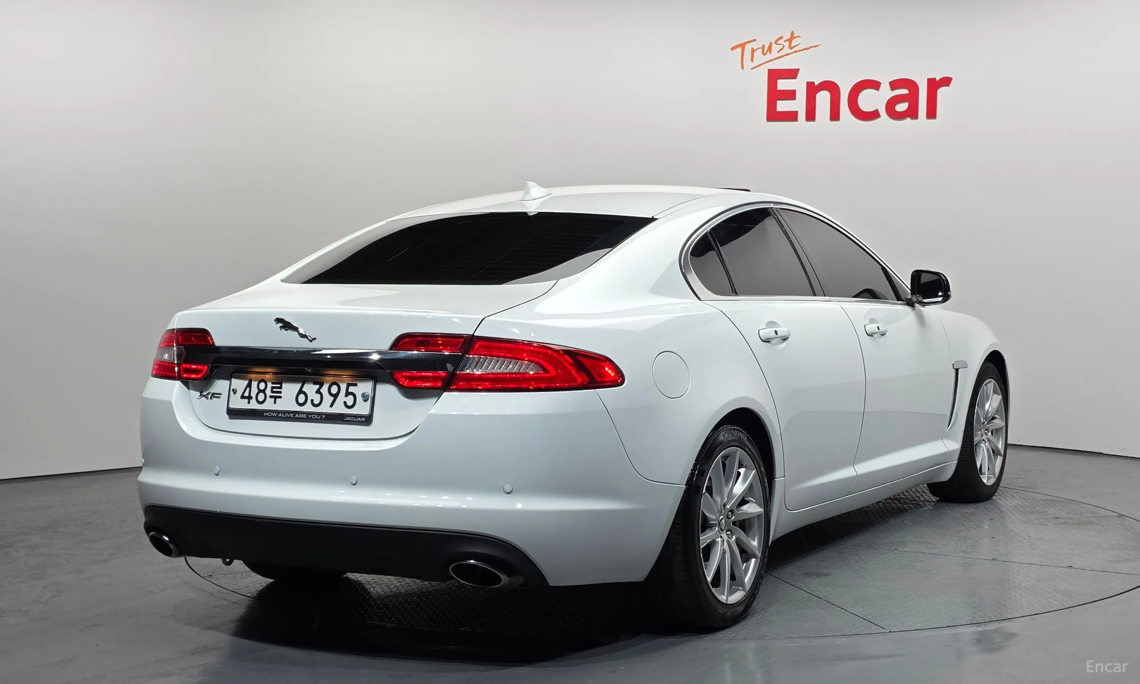 Jaguar New XF превью 2