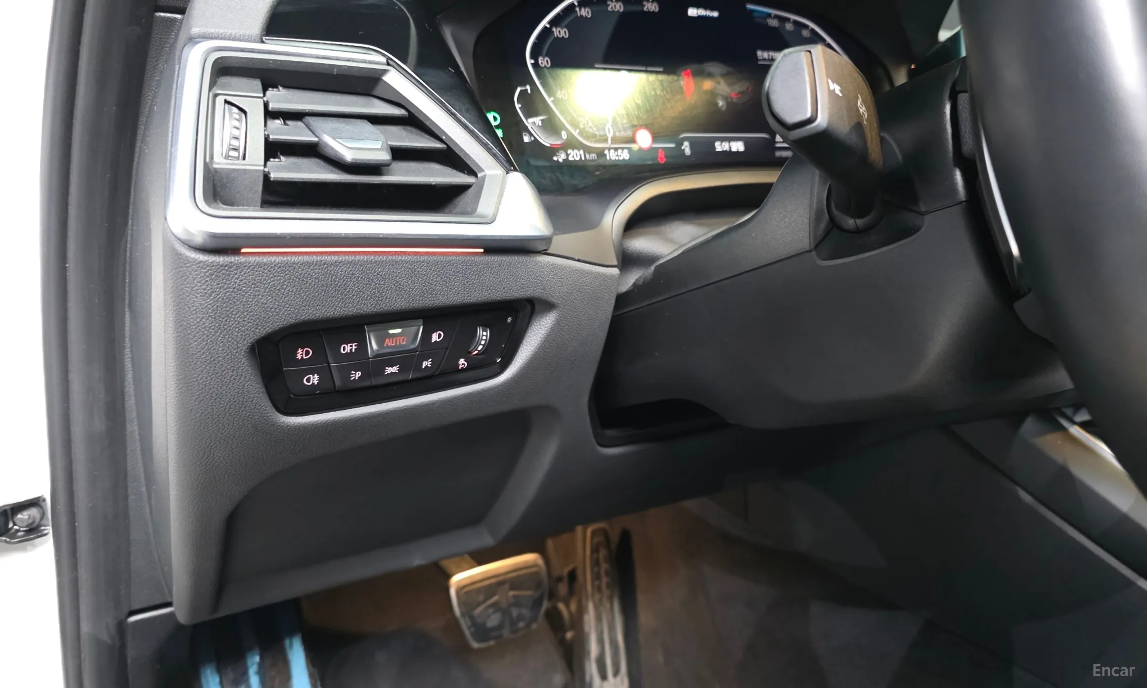 BMW 3 Series (G20) превью 17