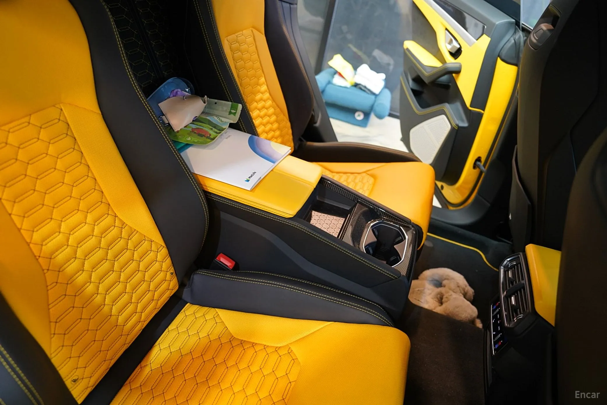 Lamborghini Urus превью 6