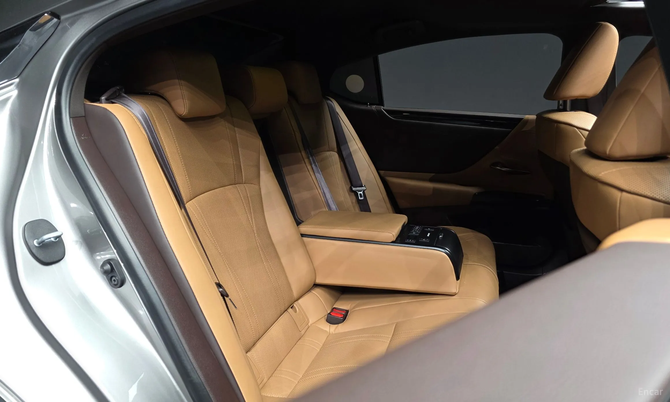 Lexus ES300h 7th Generation превью 12