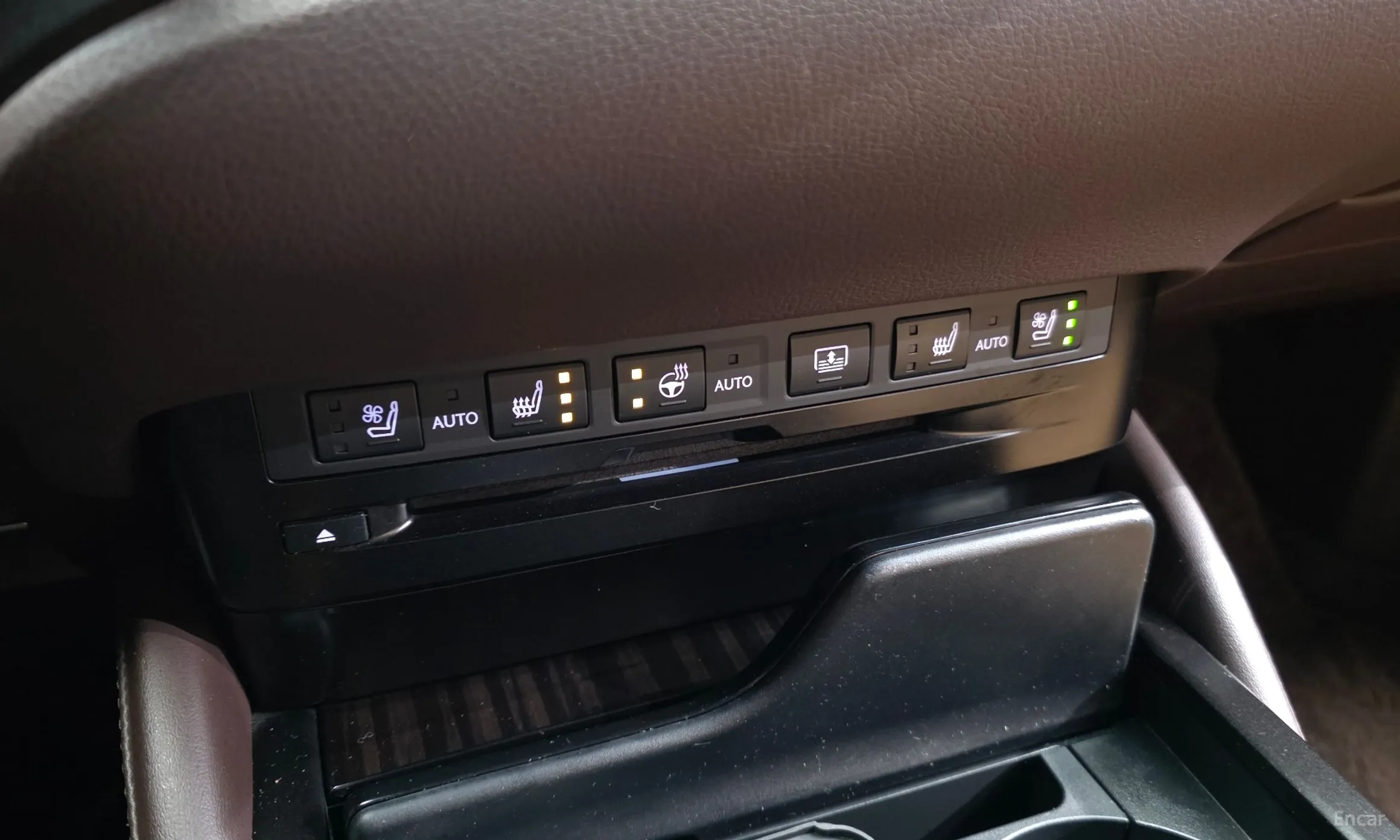 Lexus ES300h 7th Generation превью 16