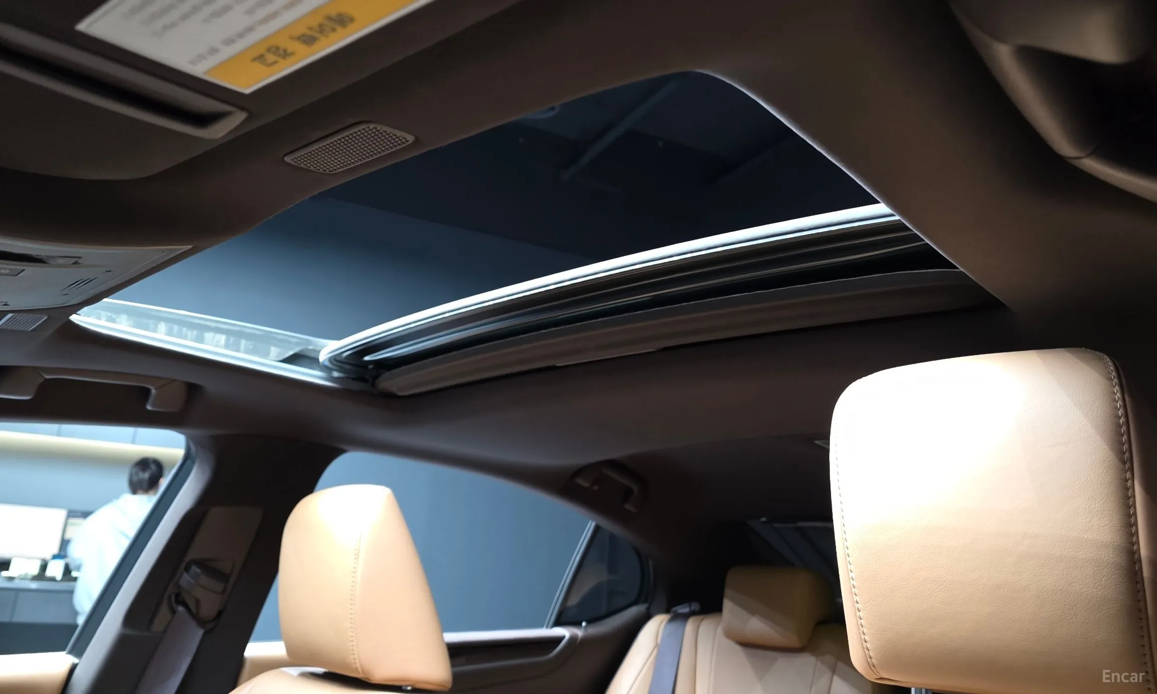 Lexus ES300h 7th Generation превью 17