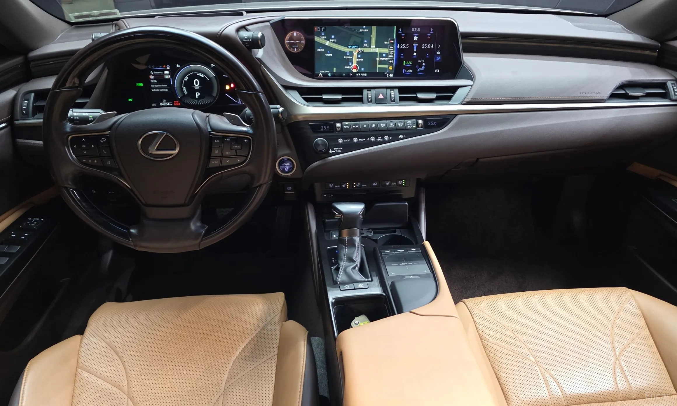 Lexus ES300h 7th Generation превью 7