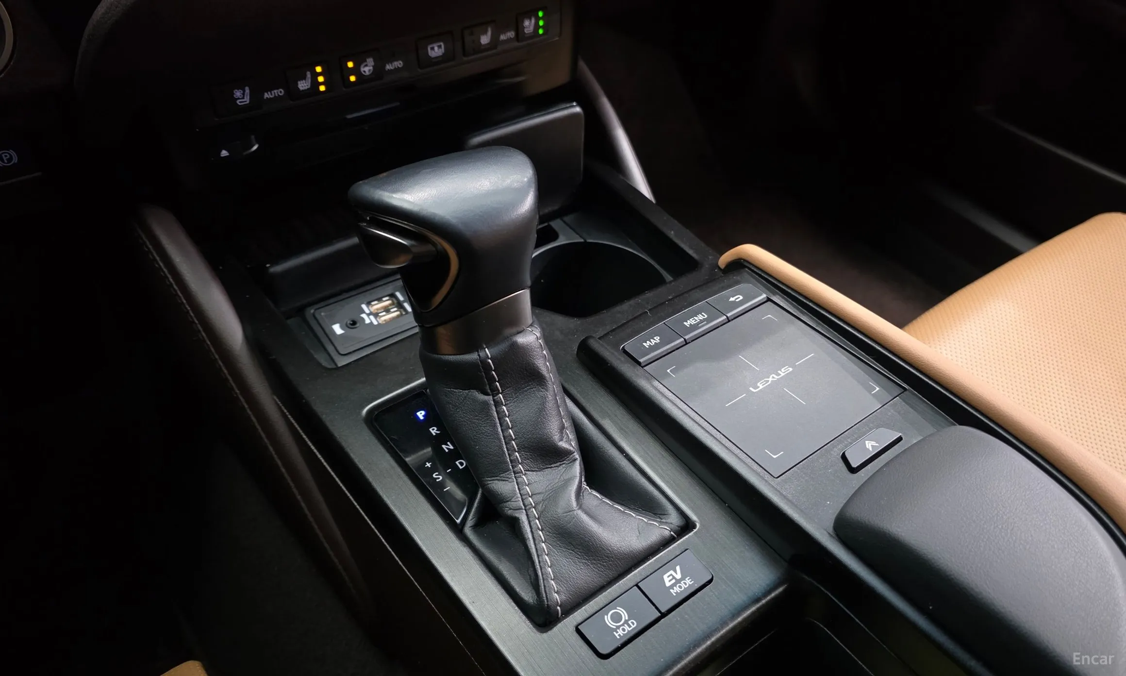 Lexus ES300h 7th Generation превью 9