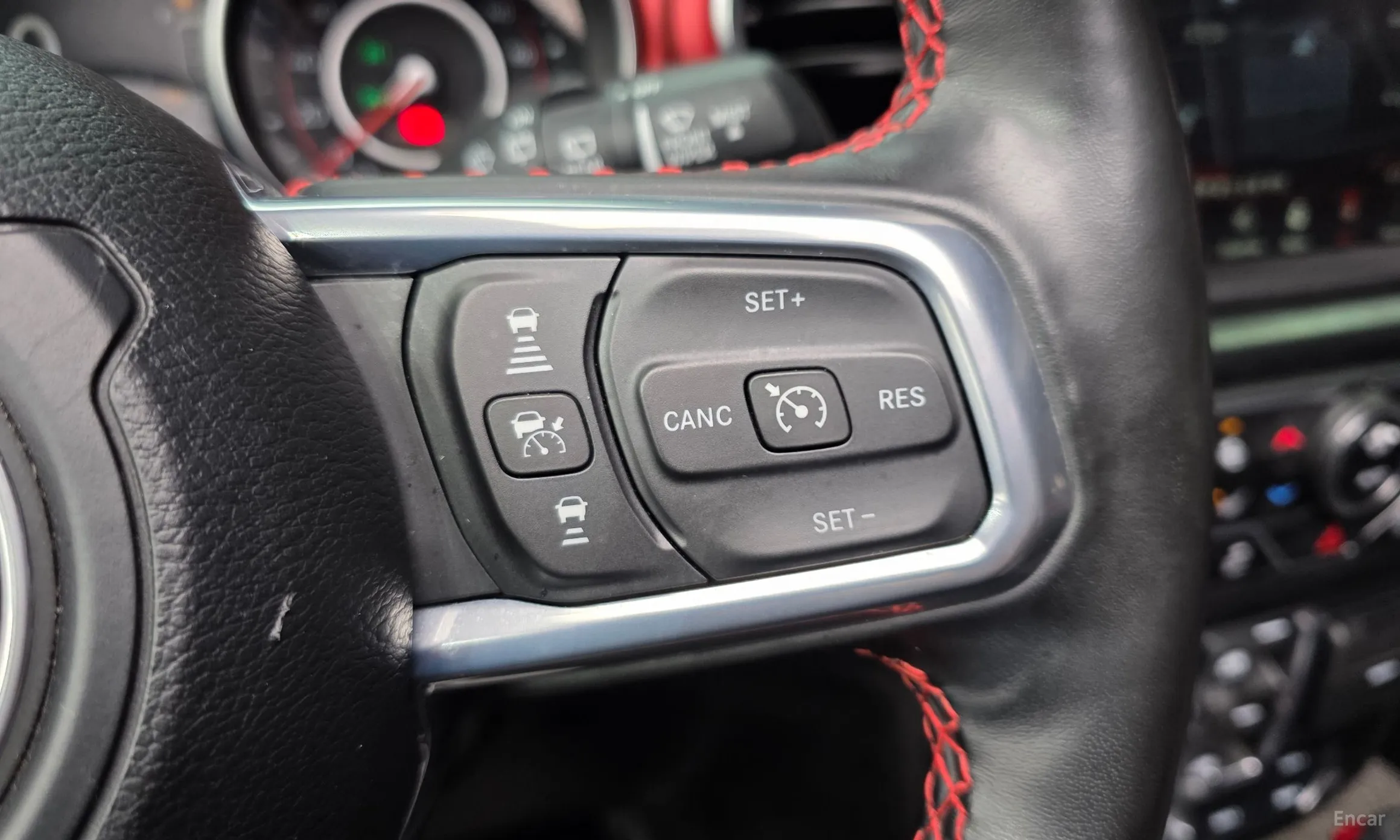 Jeep Wrangler (JL) превью 16