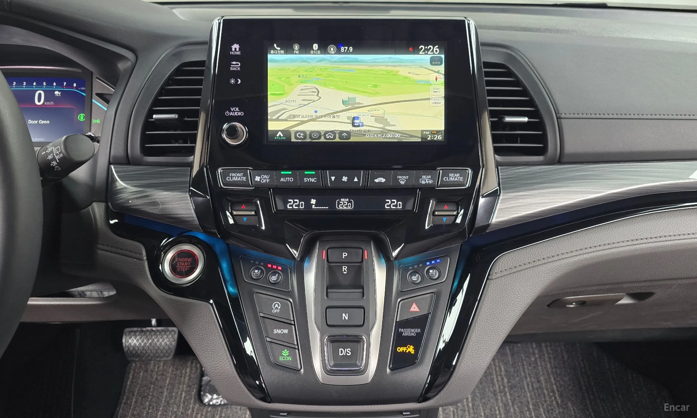 Honda Odyssey превью 16