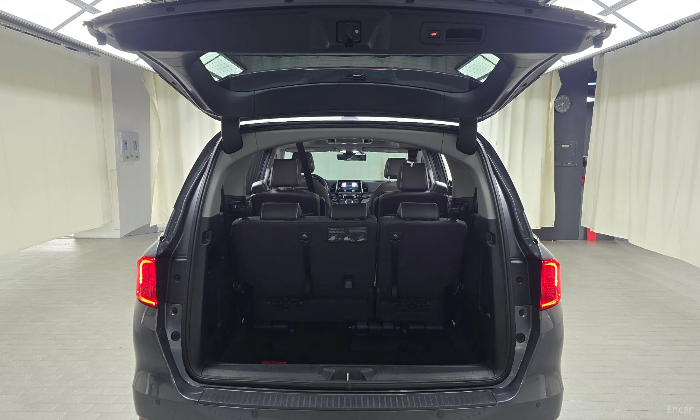 Honda Odyssey превью 20