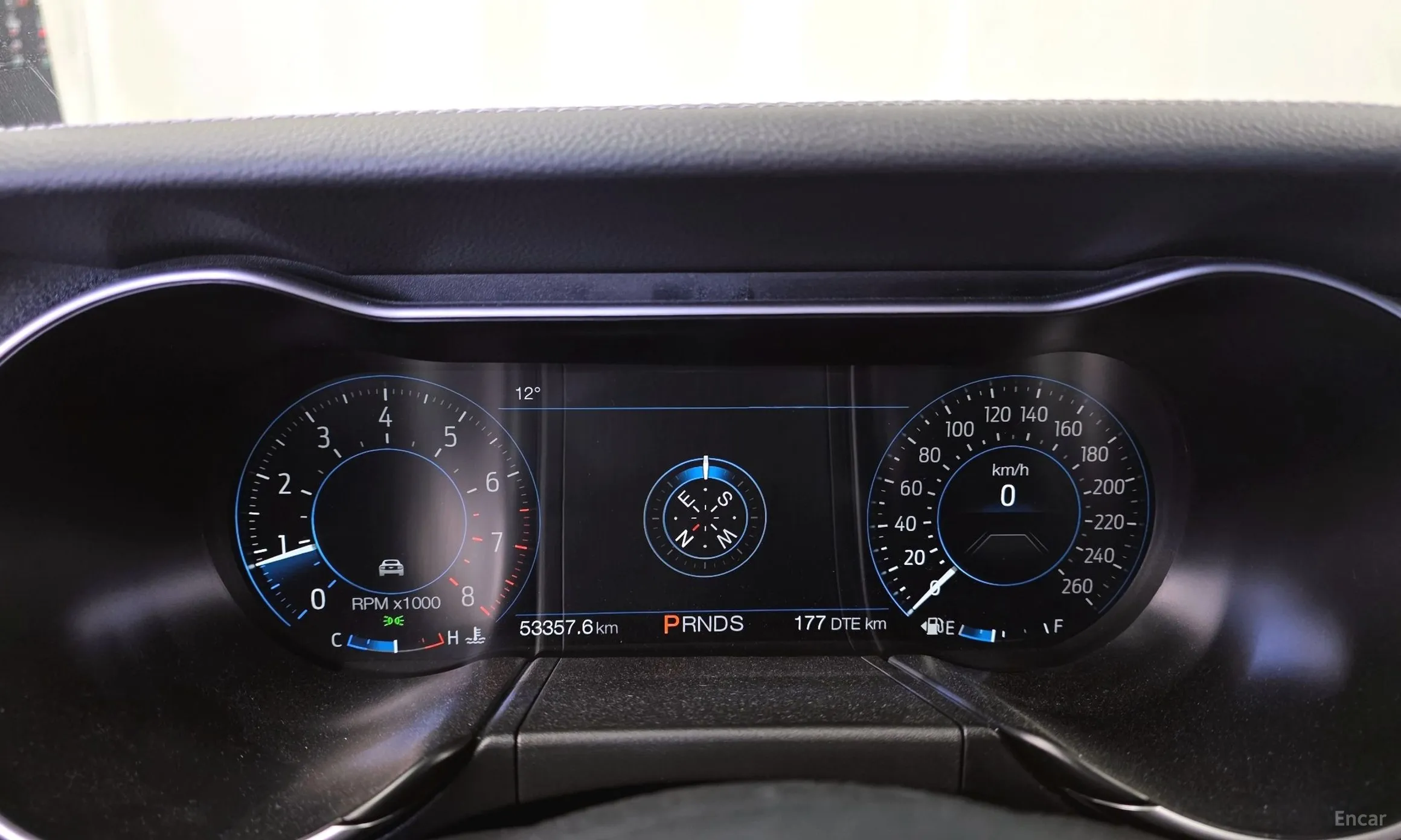 Ford Mustang превью 8