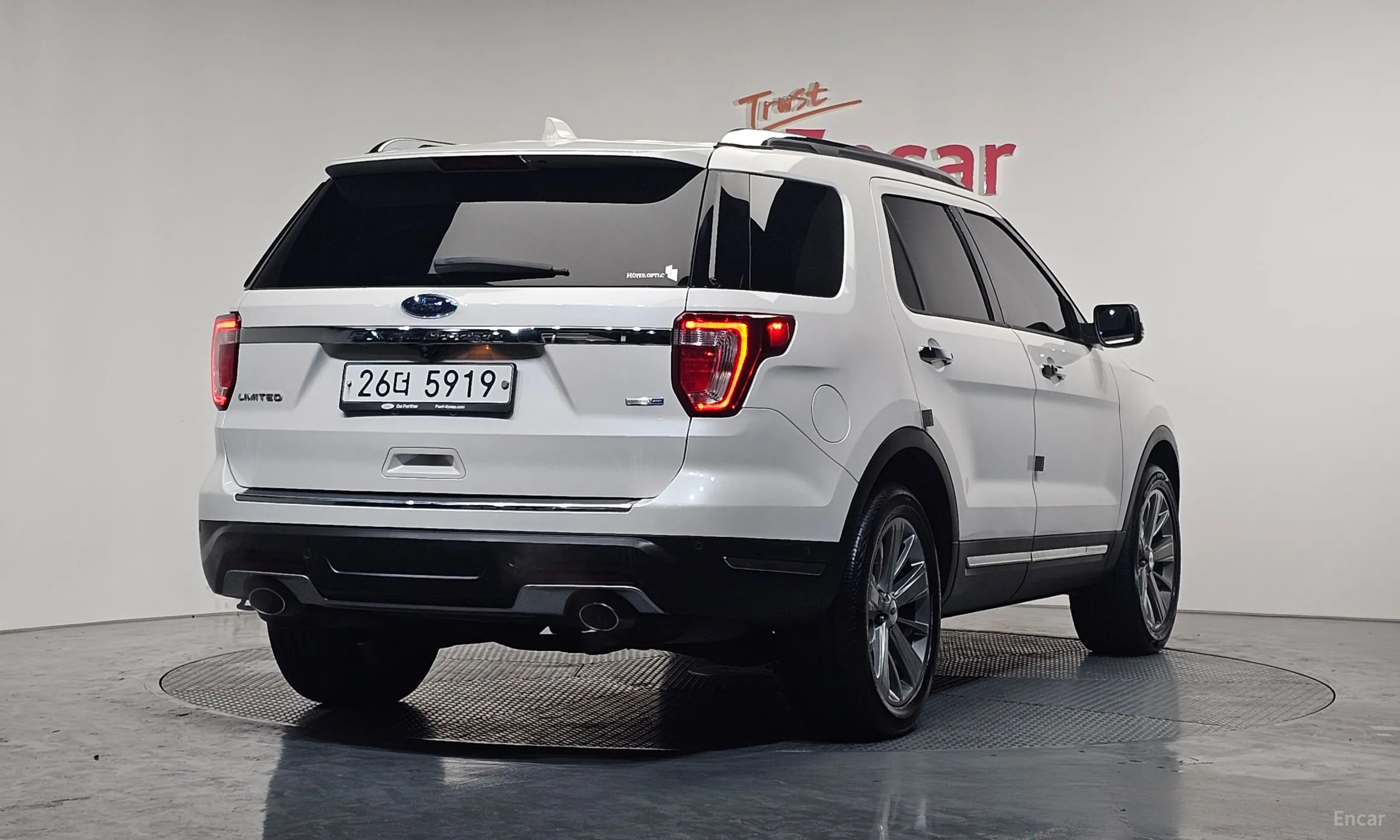 Ford Explorer превью 2