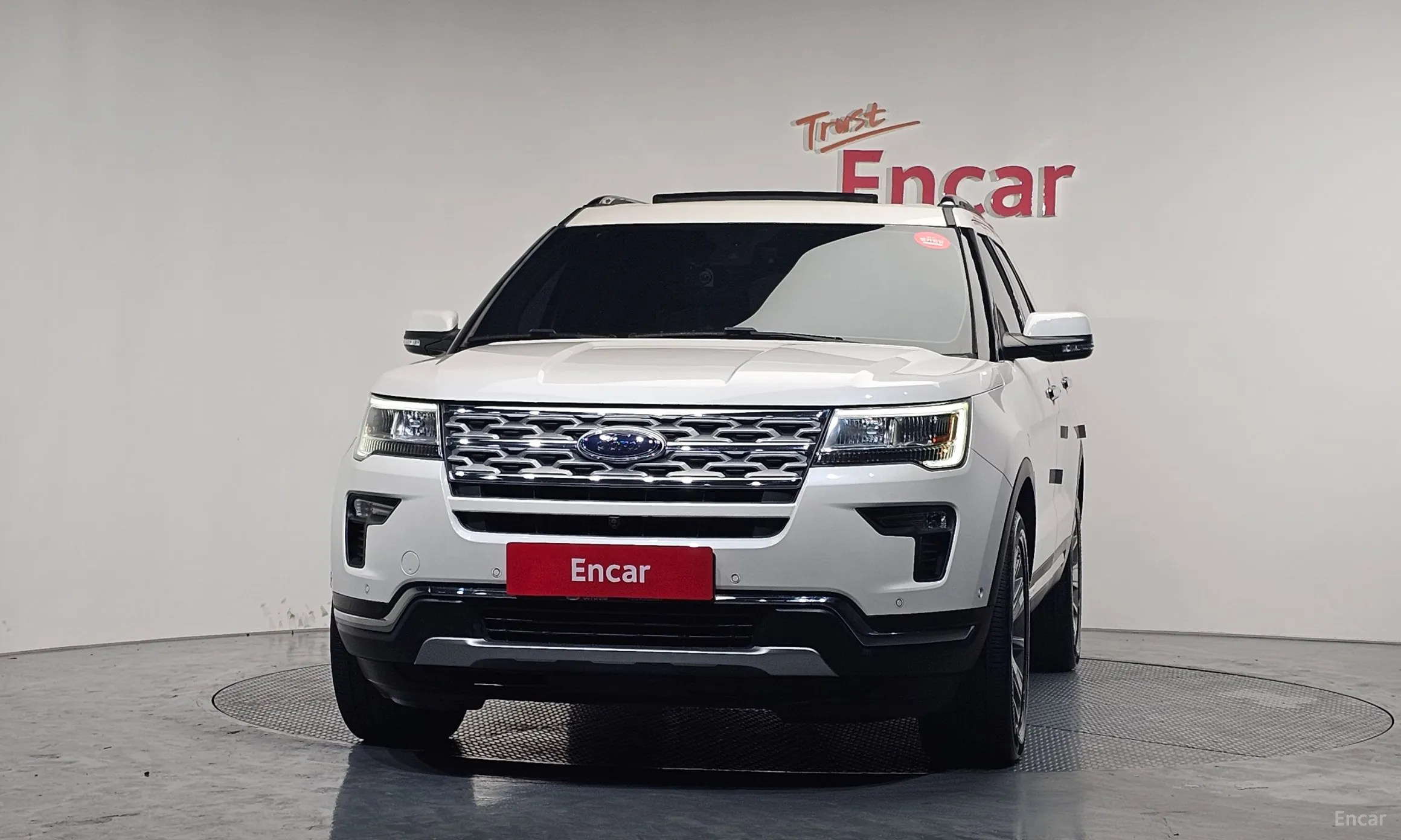 Ford Explorer превью 3
