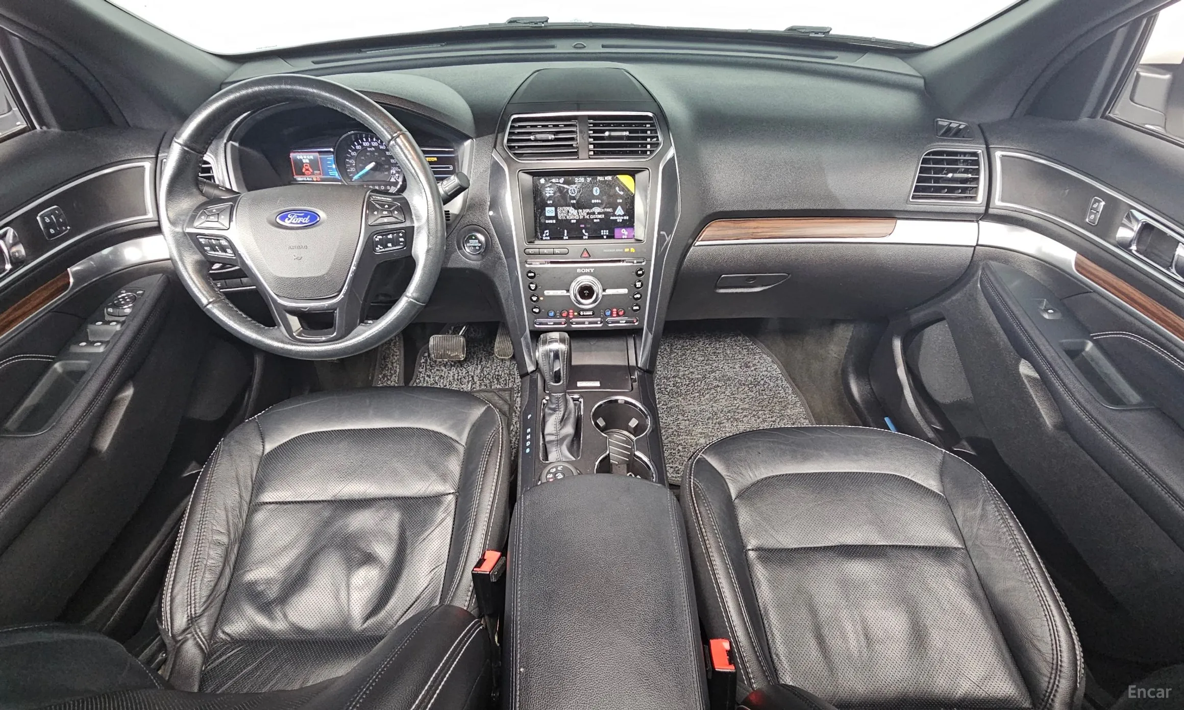 Ford Explorer превью 7