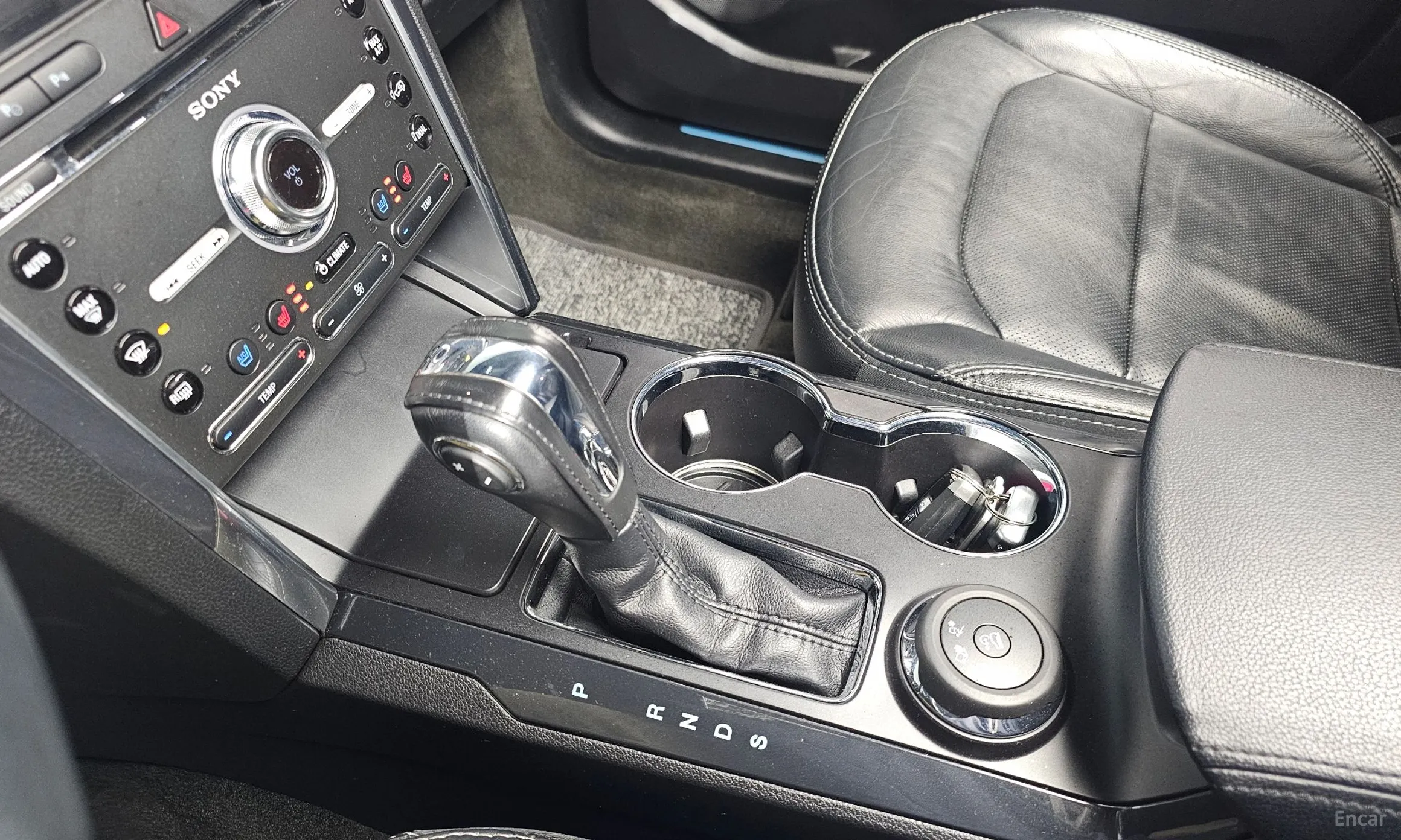 Ford Explorer превью 9