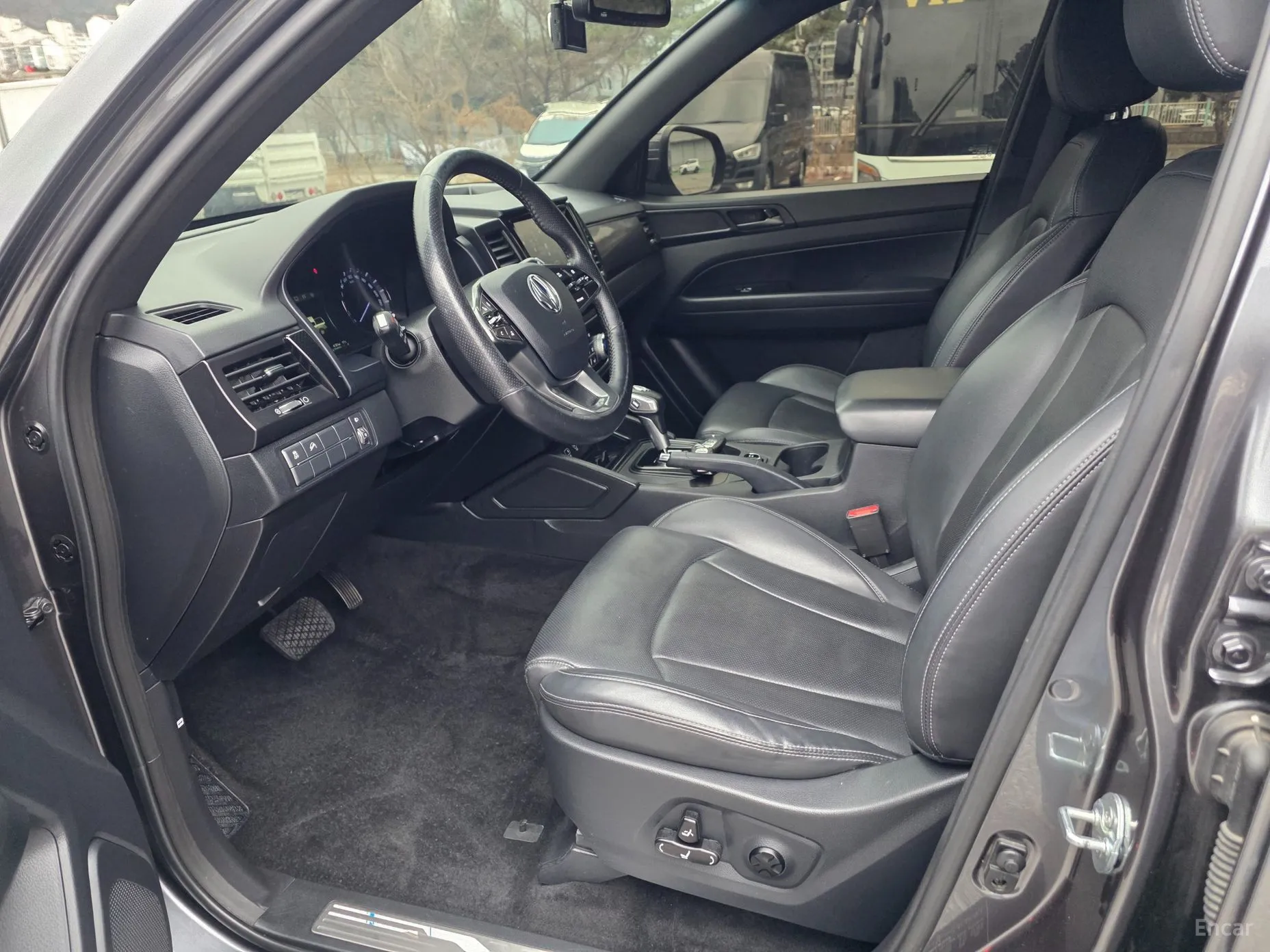 KG Mobility (SsangYong) Rexton Sports Khan превью 10