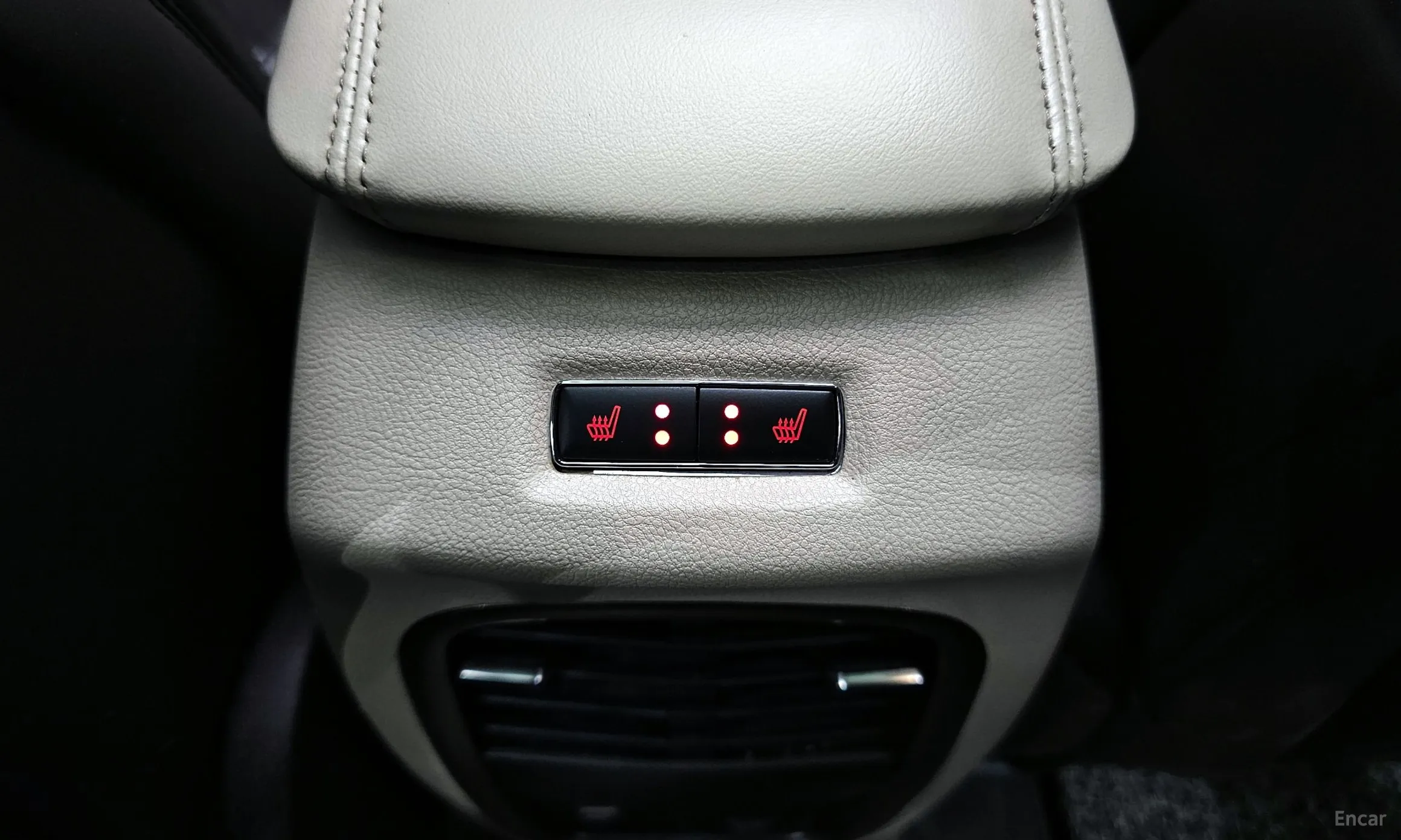 Lincoln MKC превью 19