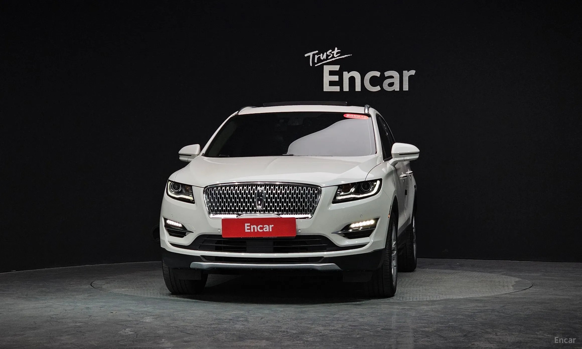 Lincoln MKC превью 3