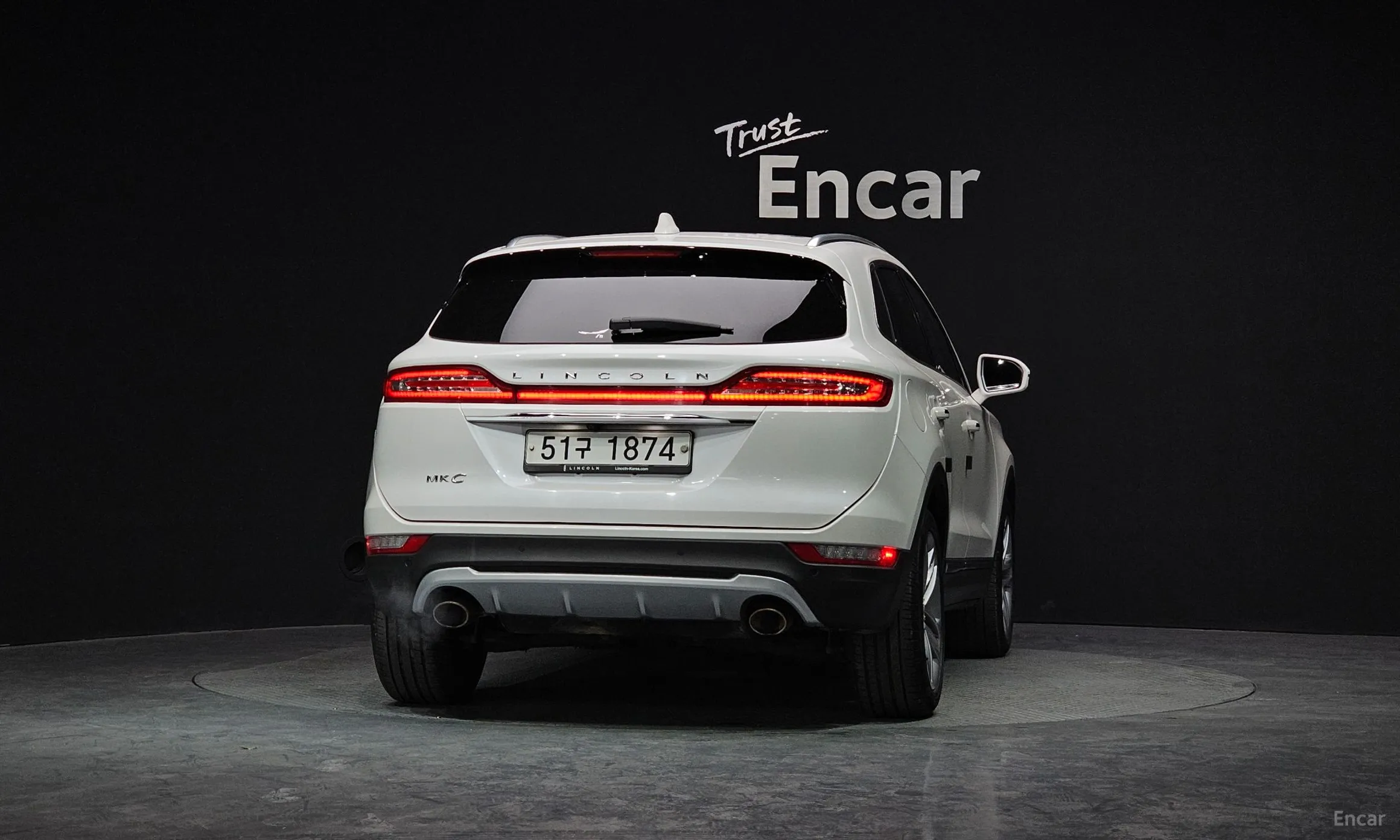 Lincoln MKC превью 4