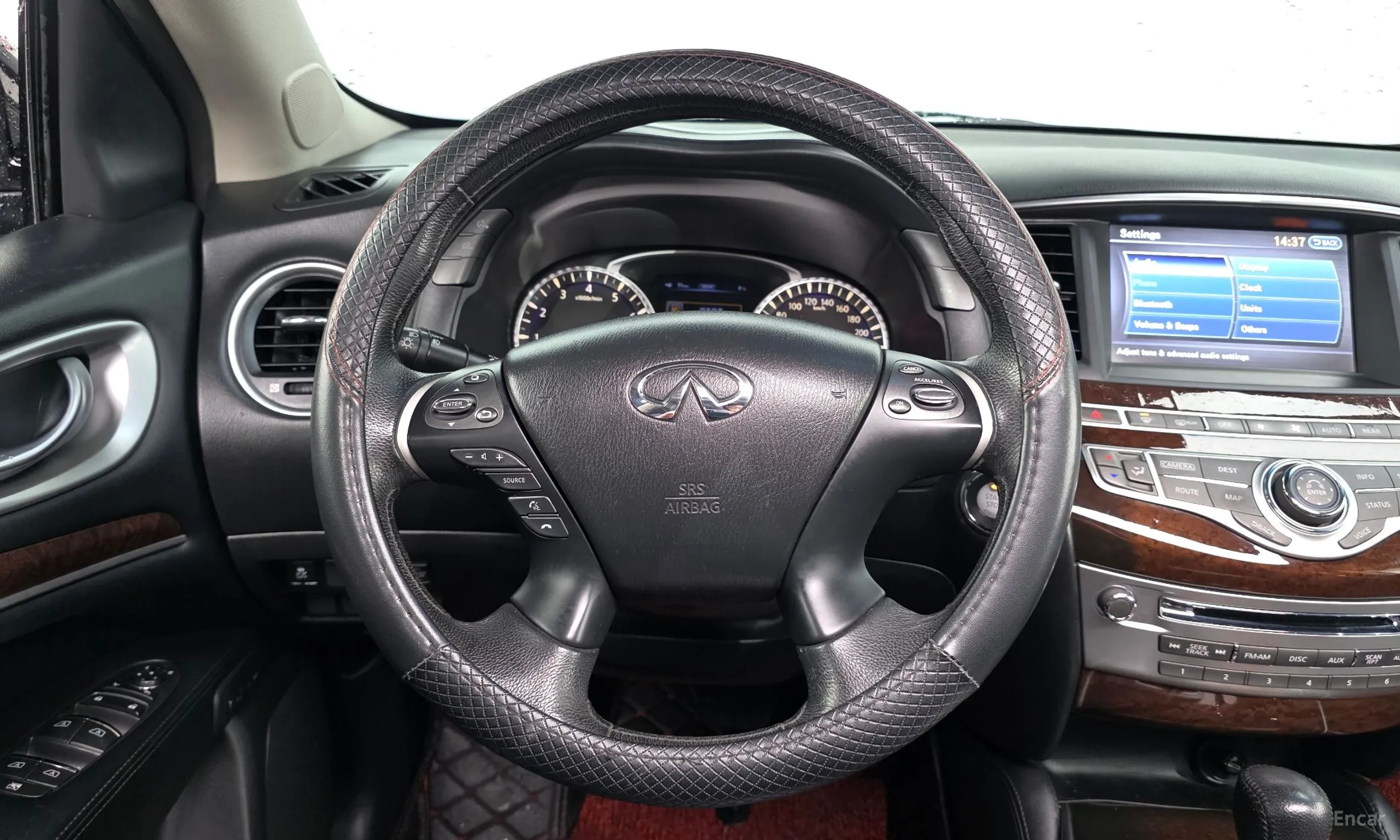 Infiniti JX35 превью 13