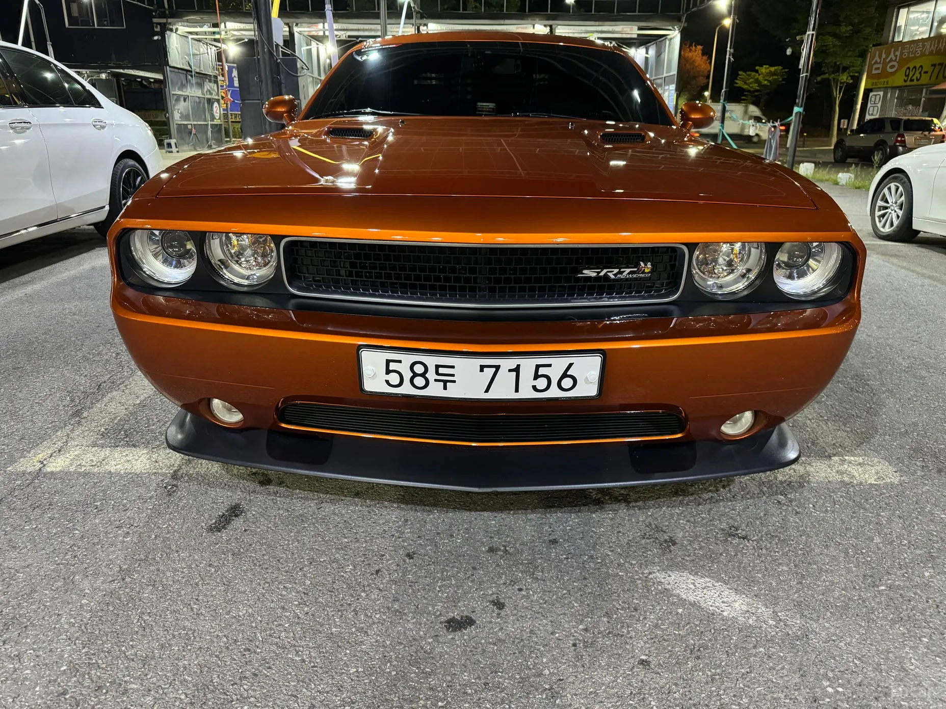 Dodge Challenger превью 3
