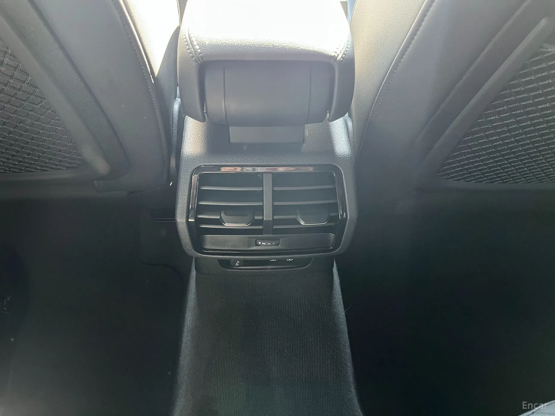 Audi Q3 (F3) превью 16