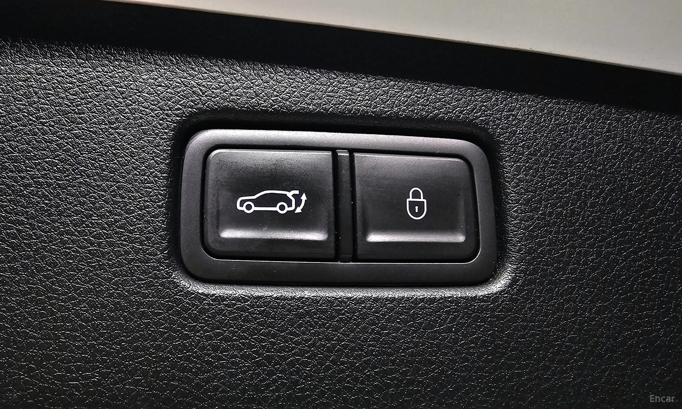 Genesis GV70 превью 20