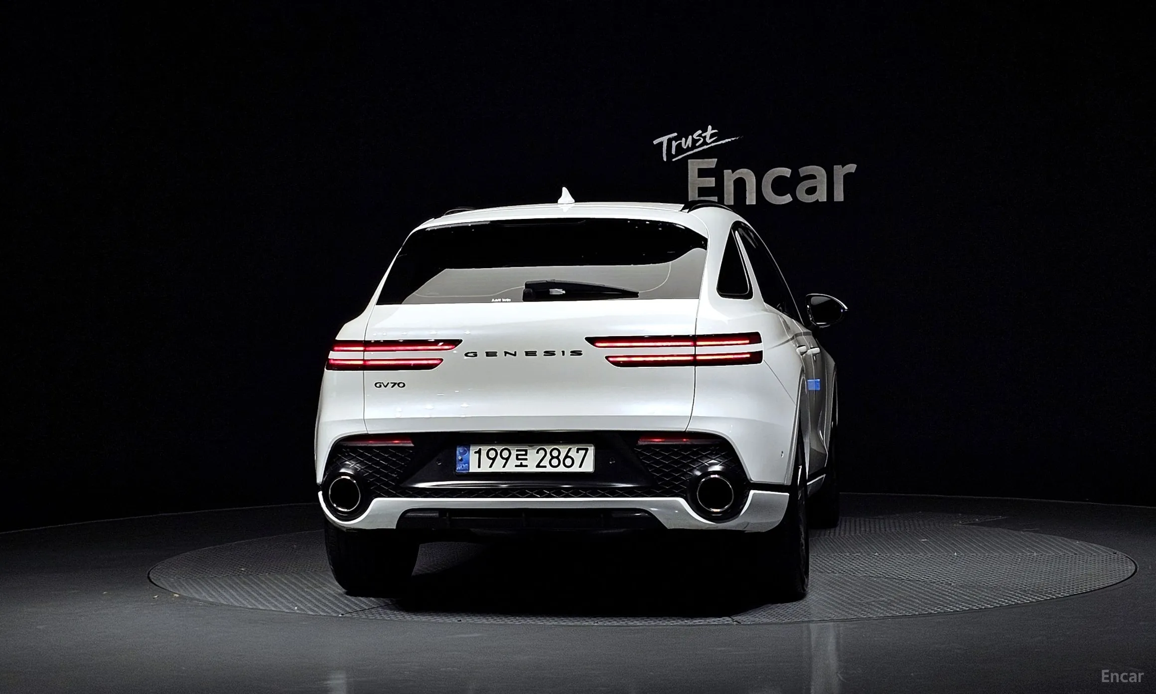 Genesis GV70 превью 4
