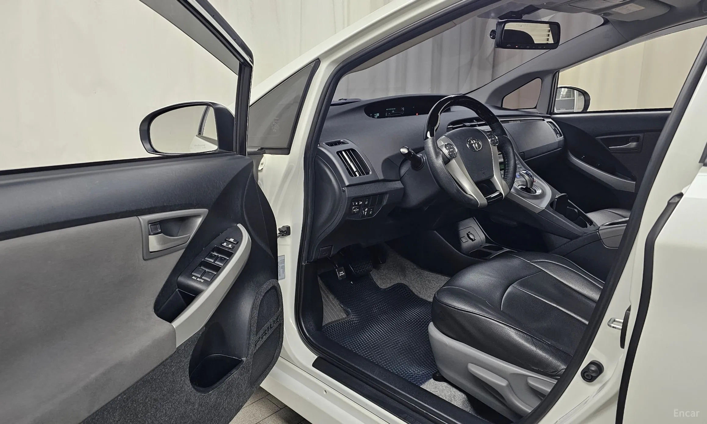 Toyota Toyota Prius превью 10