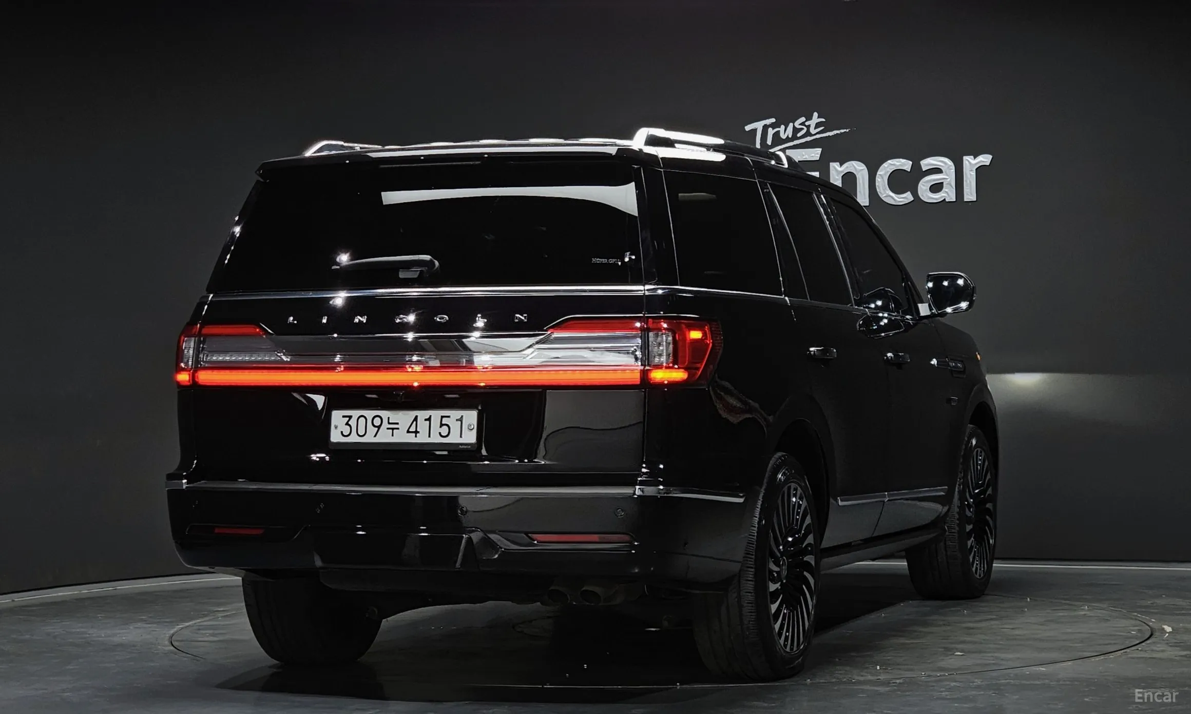 Lincoln Navigator 4th generation