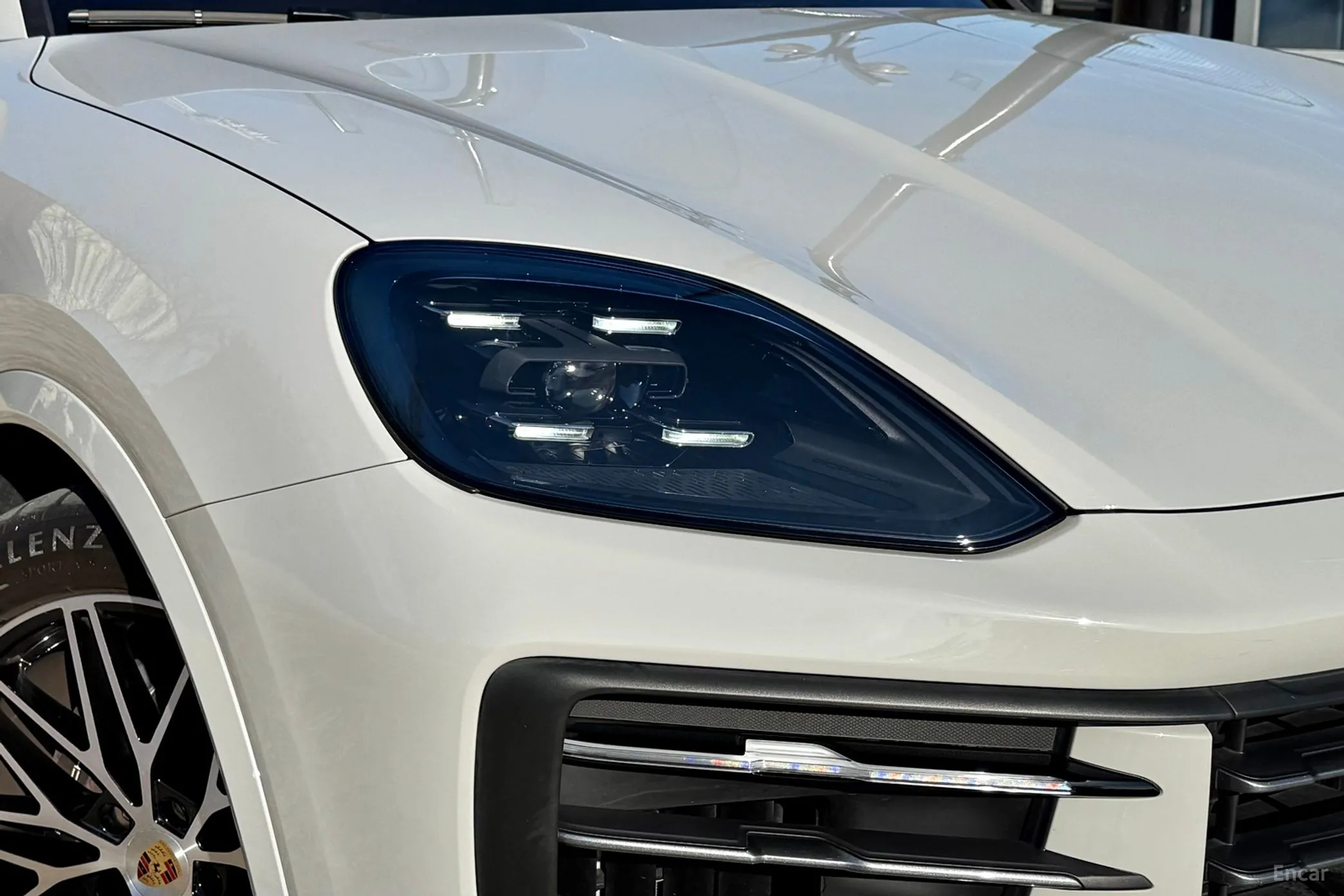 Porsche Cayenne (PO536) превью 5