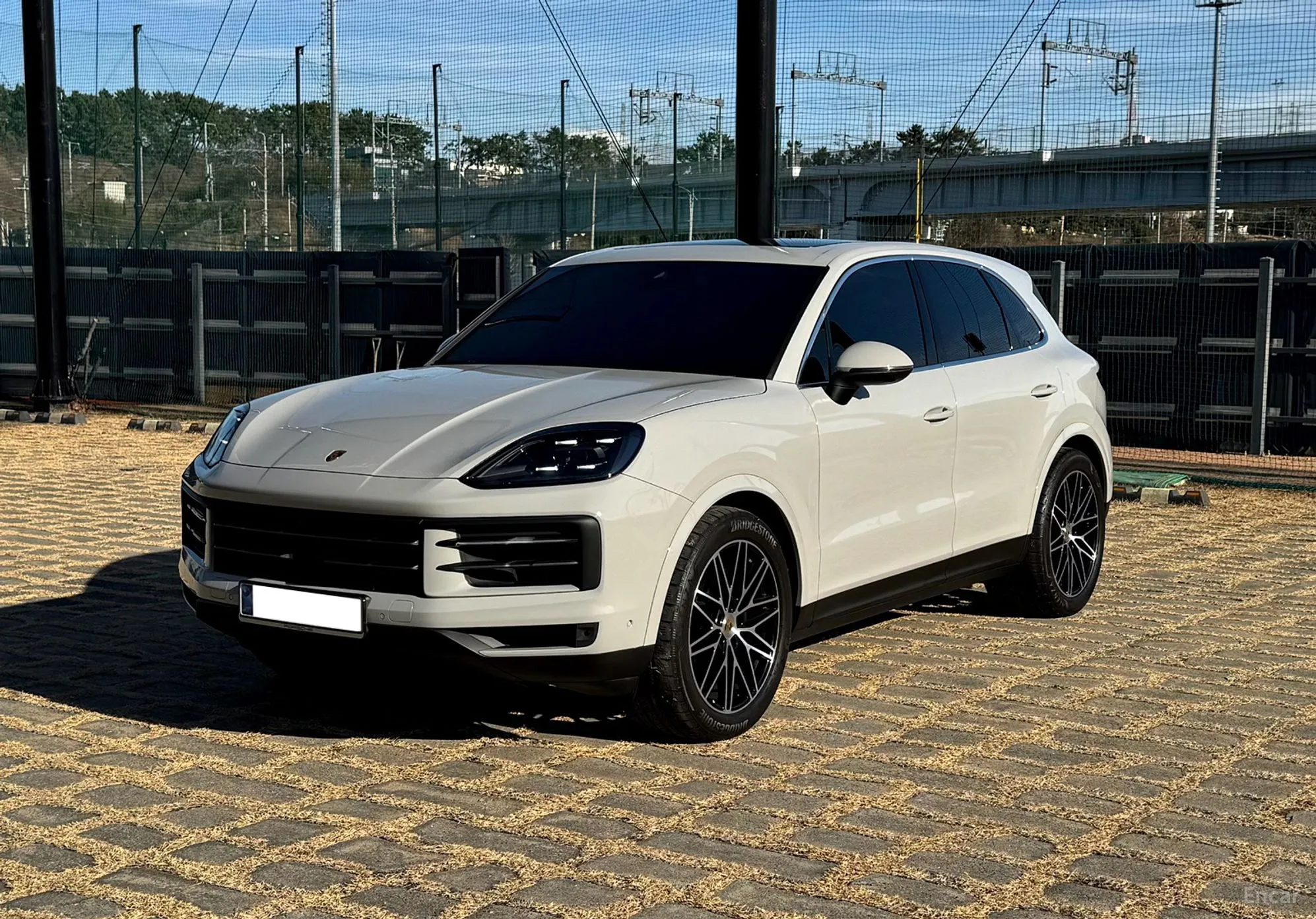 Porsche Cayenne (PO536) превью 6