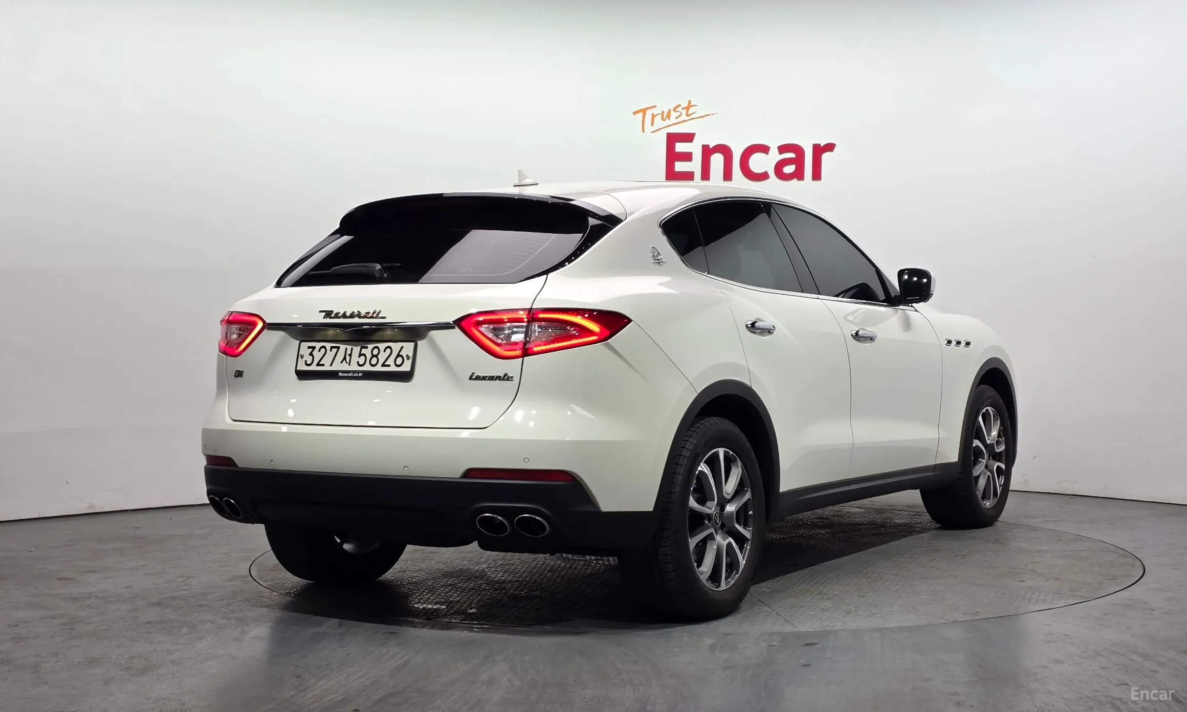 Maserati Levante превью 2