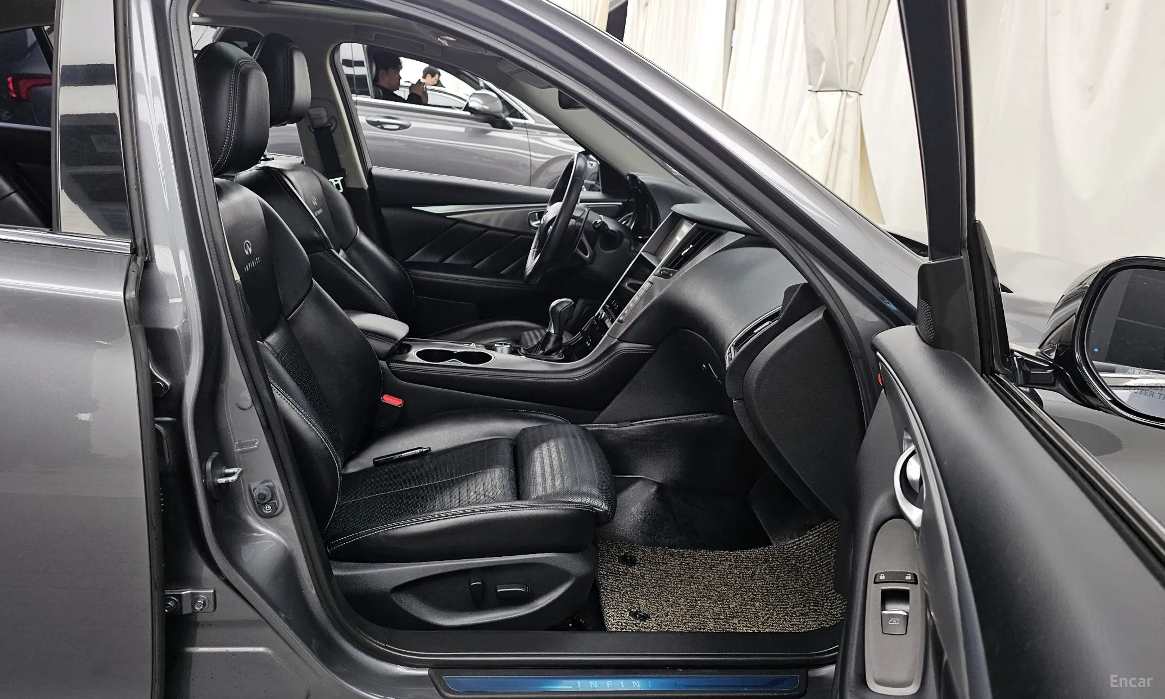 Infiniti Q50 превью 11
