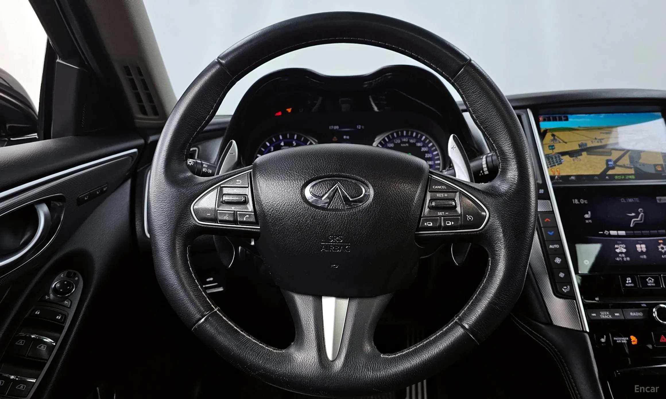 Infiniti Q50 превью 13