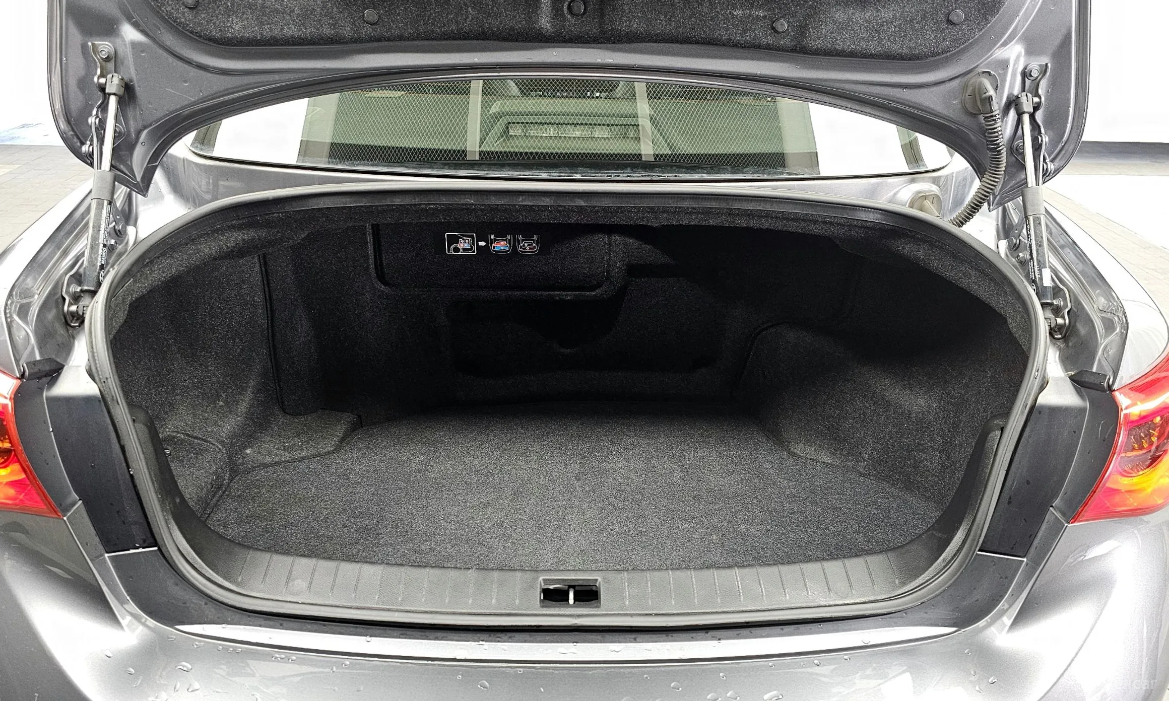 Infiniti Q50 превью 20
