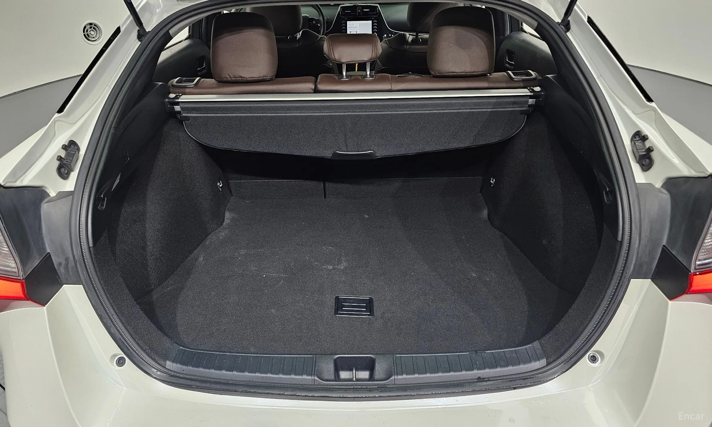 Toyota Prius 4th Generation превью 20