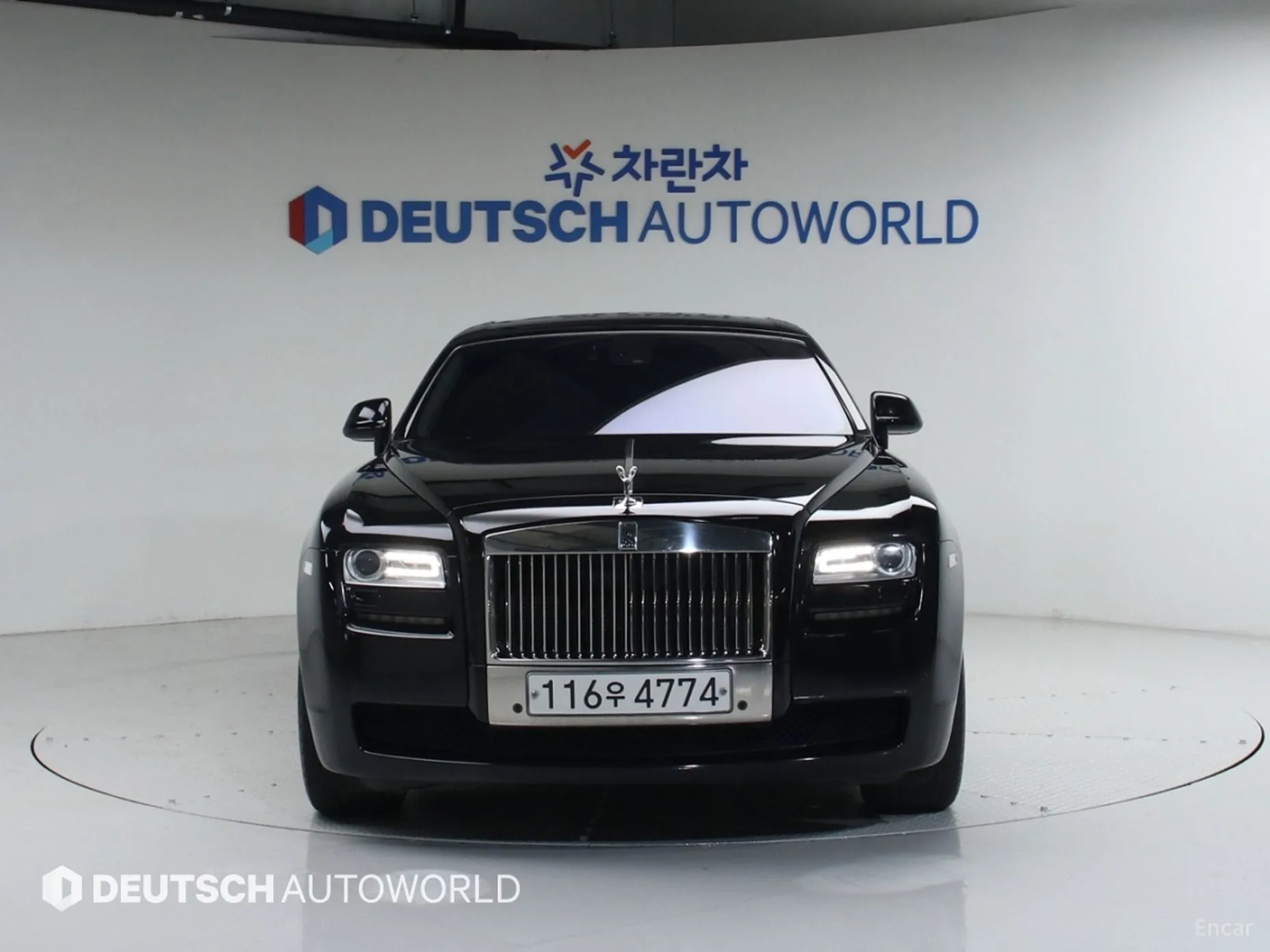 Rolls-Royce Ghost превью 3